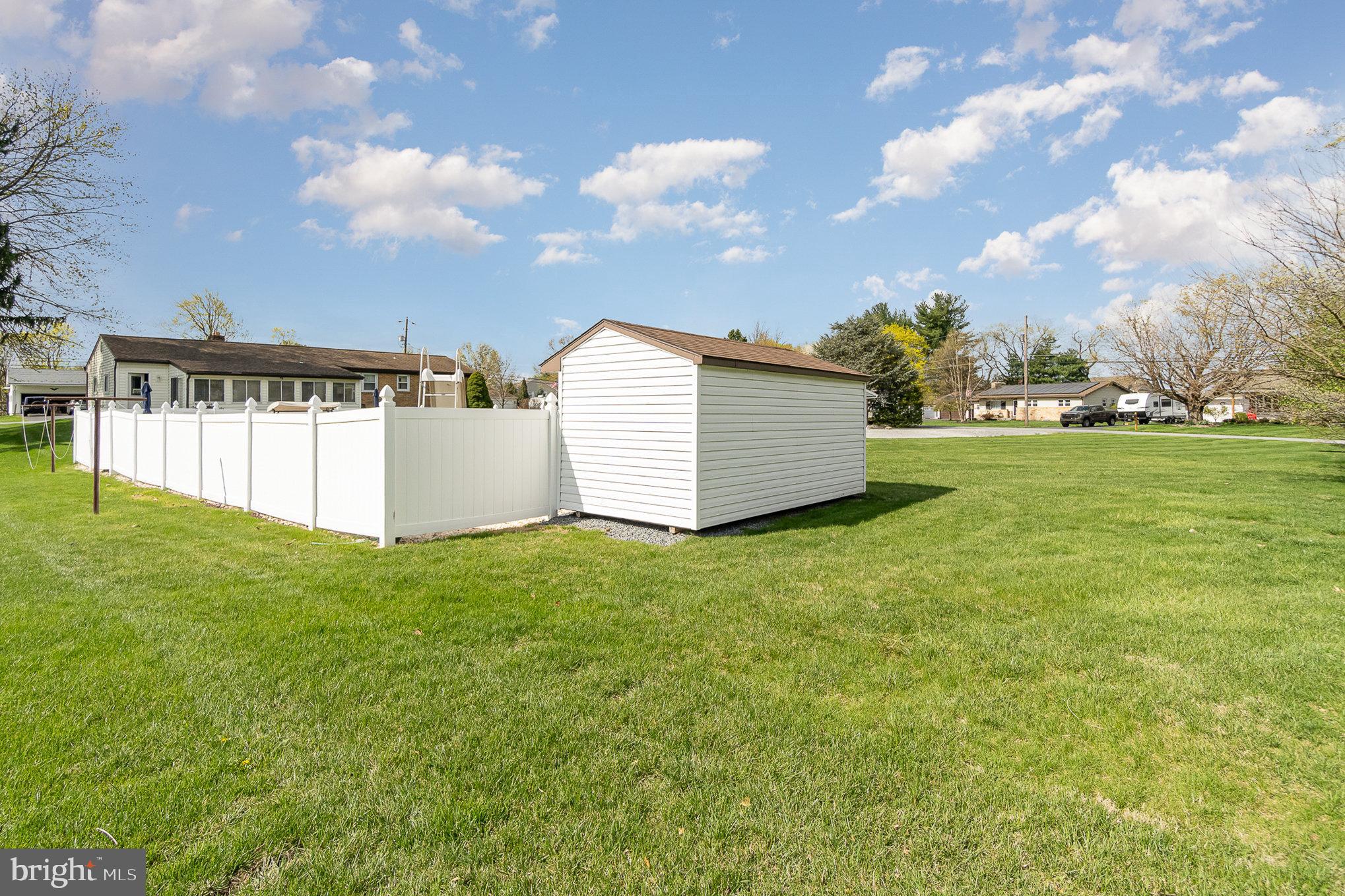 GREENOLL GARDEN - Residential