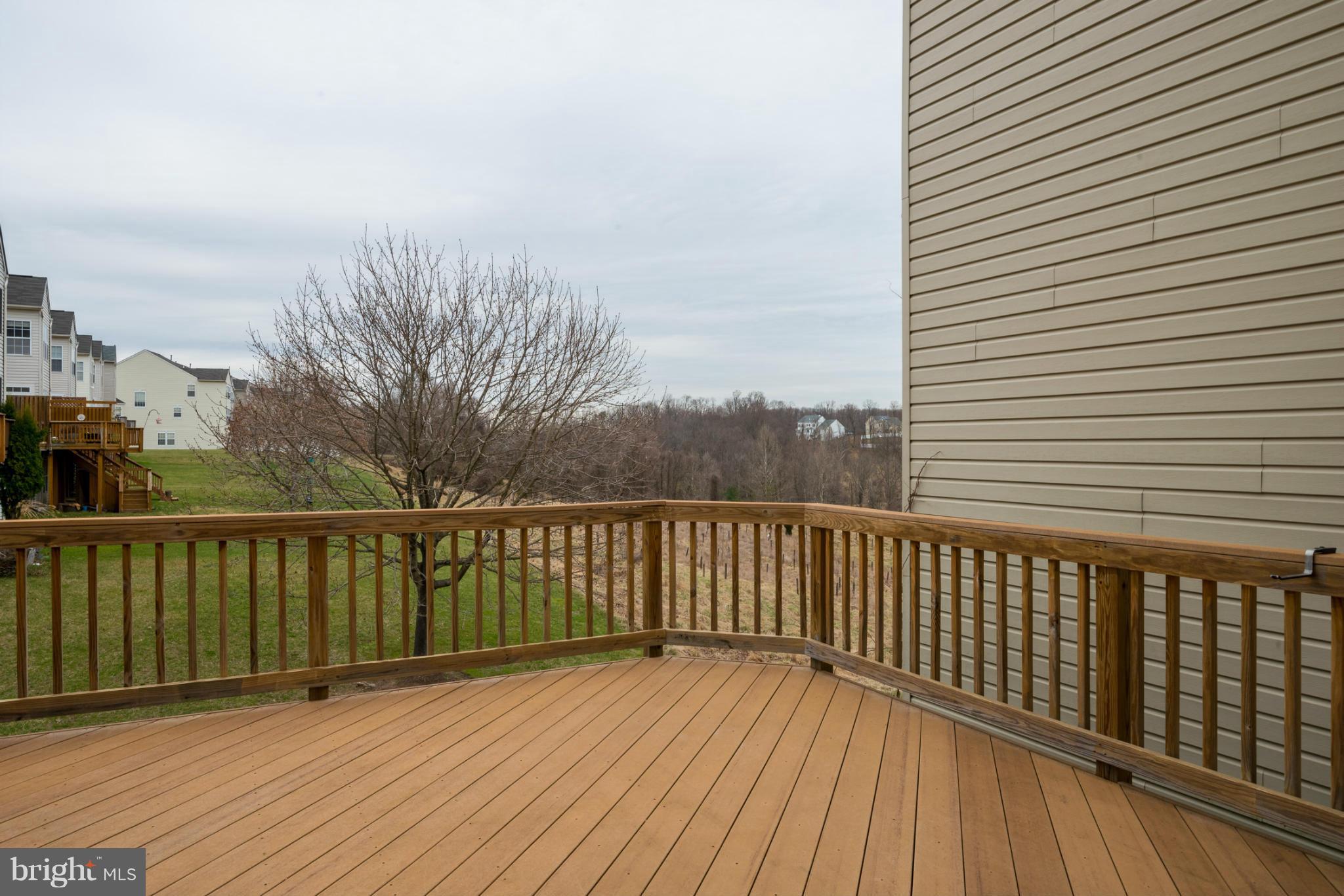 HOLLIFIELD STATION - Residential