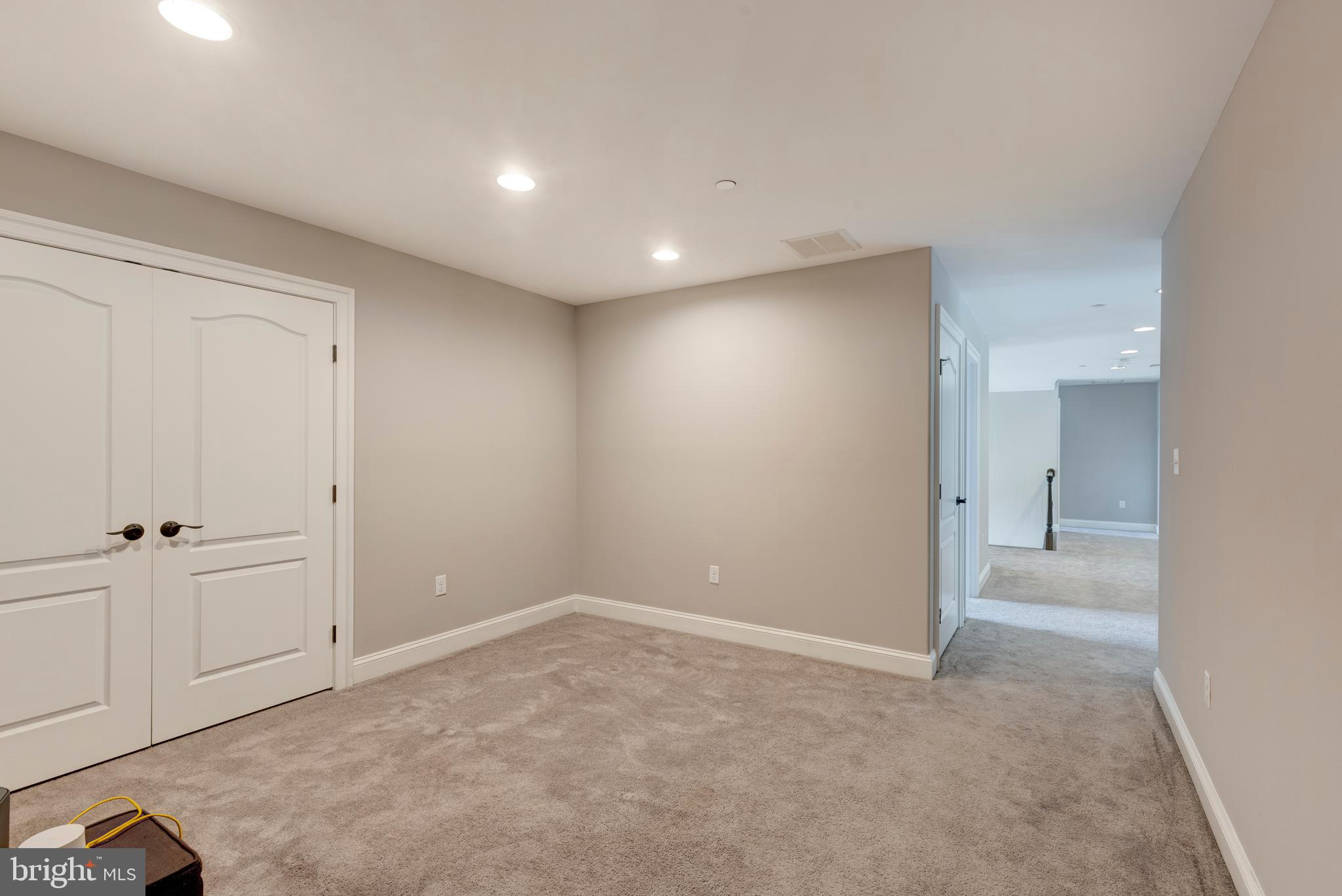 BROOKSHIRE - Residential