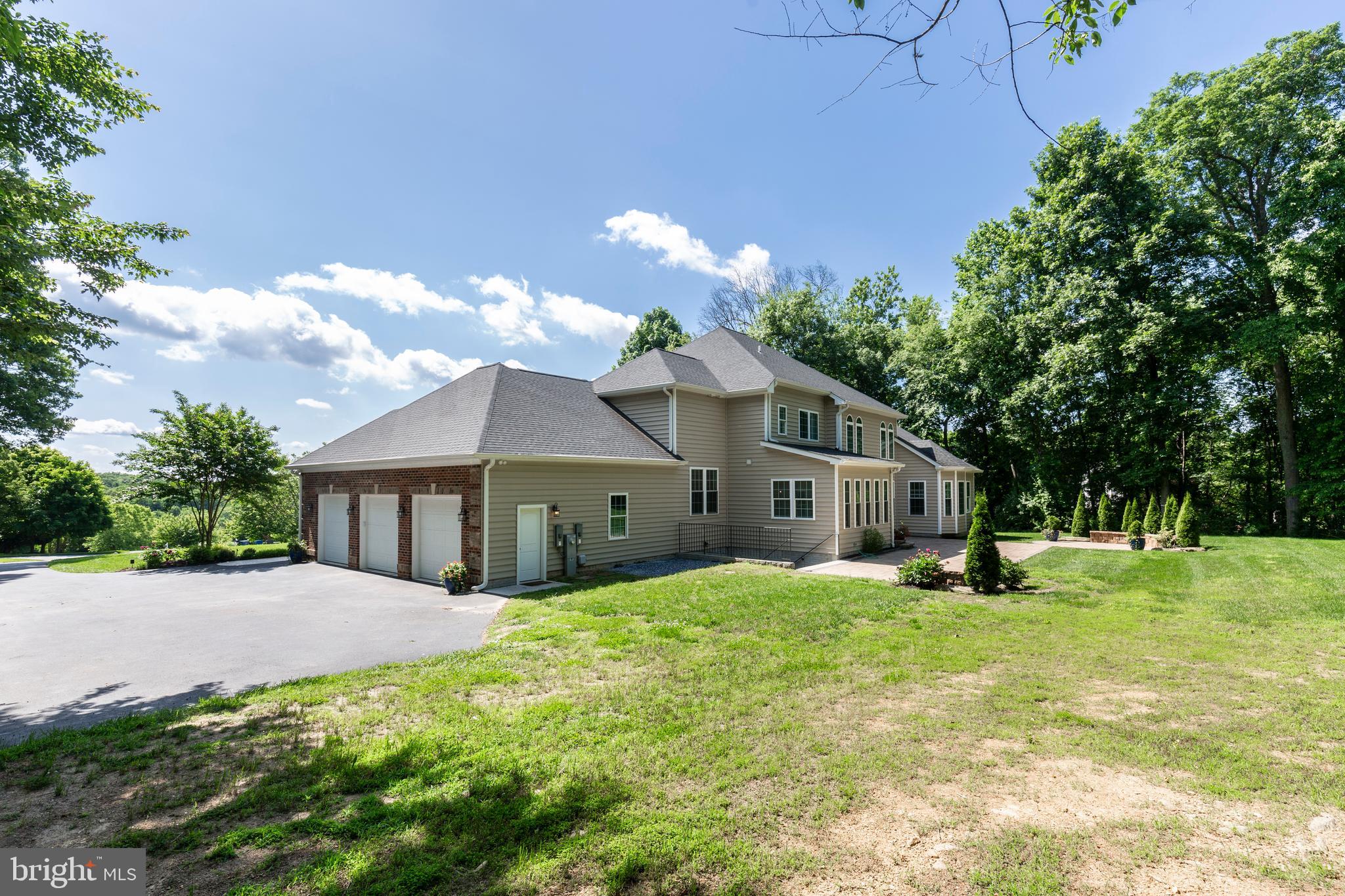 BROOKSHIRE - Residential