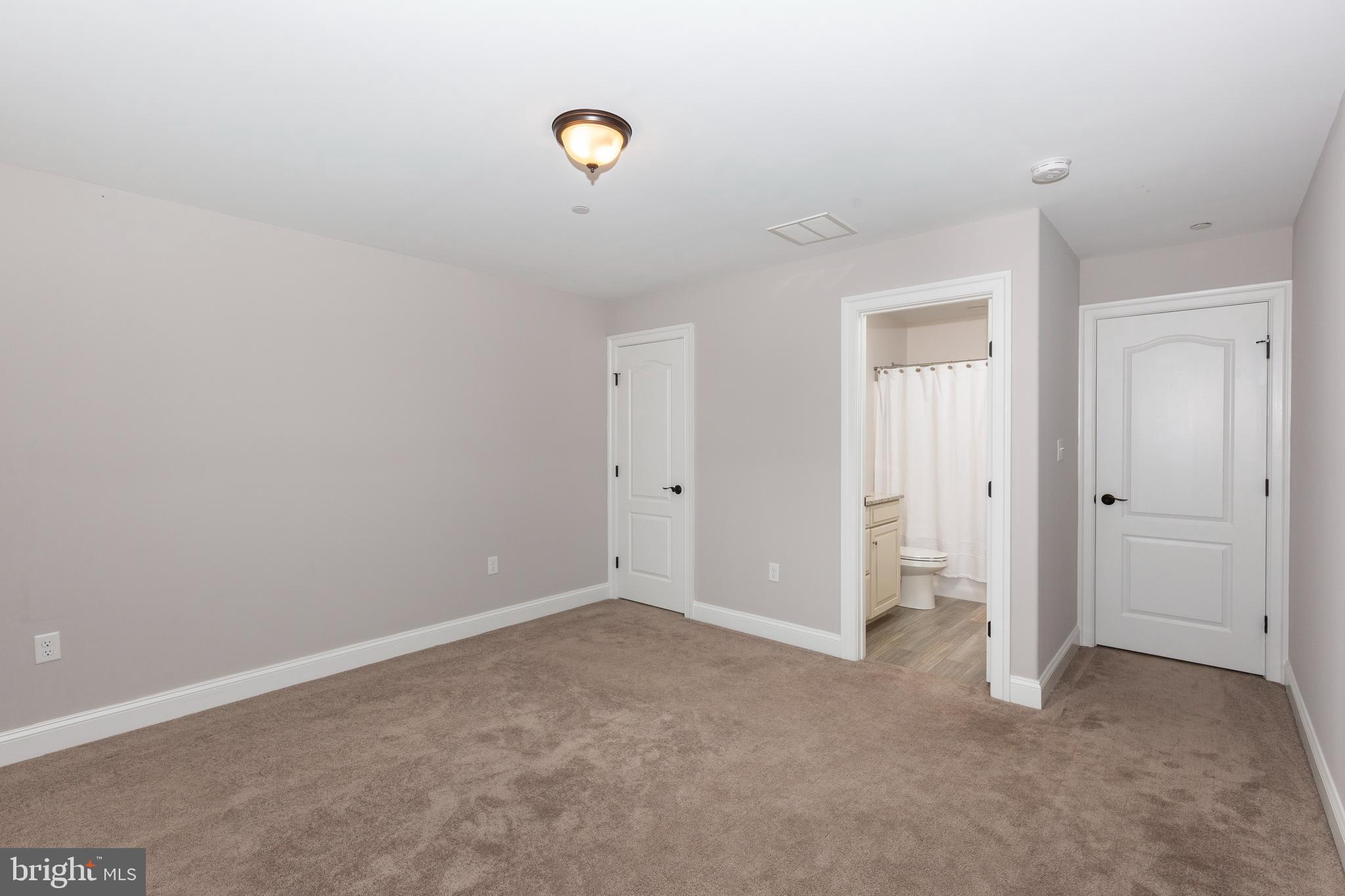 BROOKSHIRE - Residential