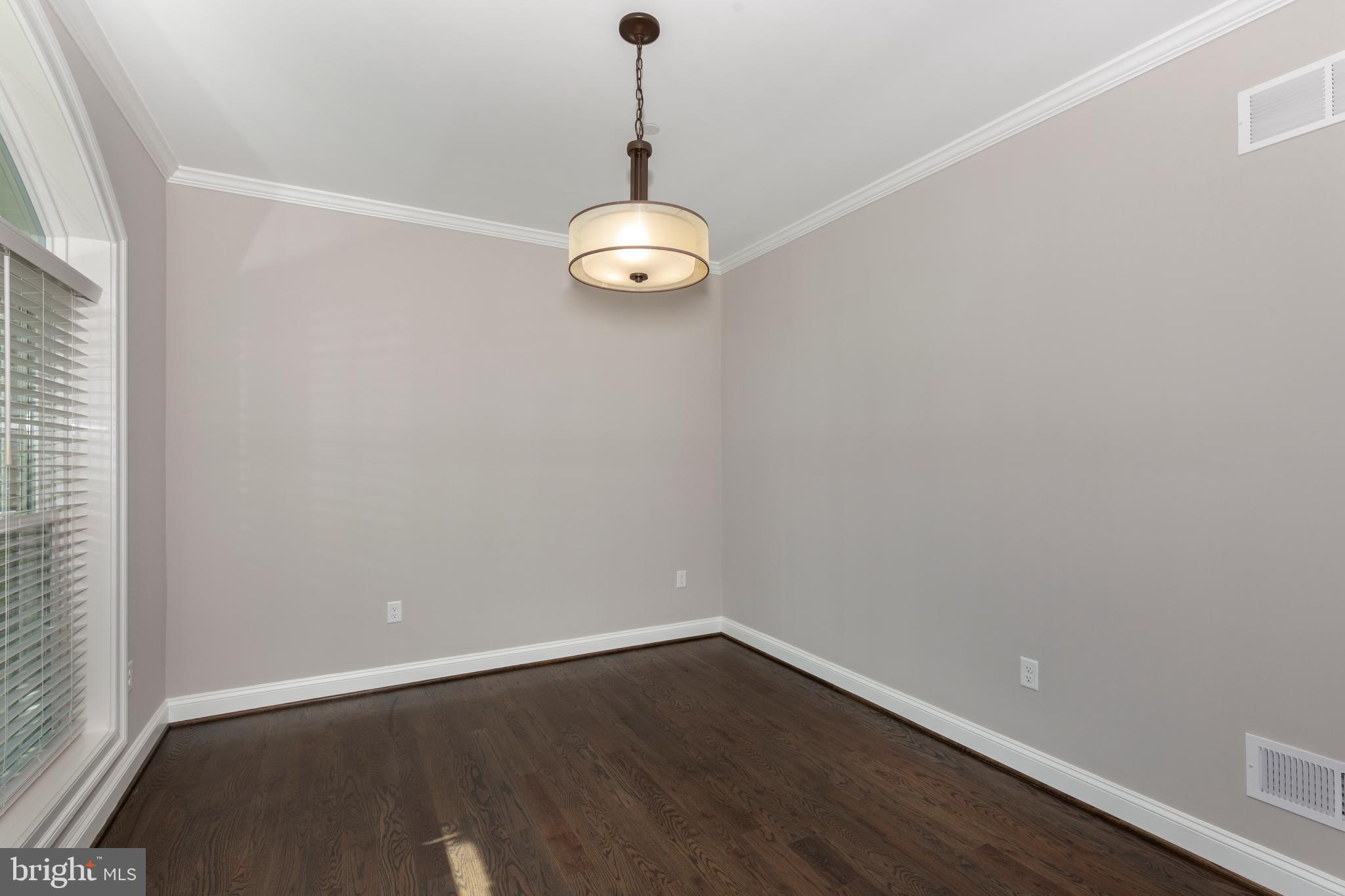 BROOKSHIRE - Residential