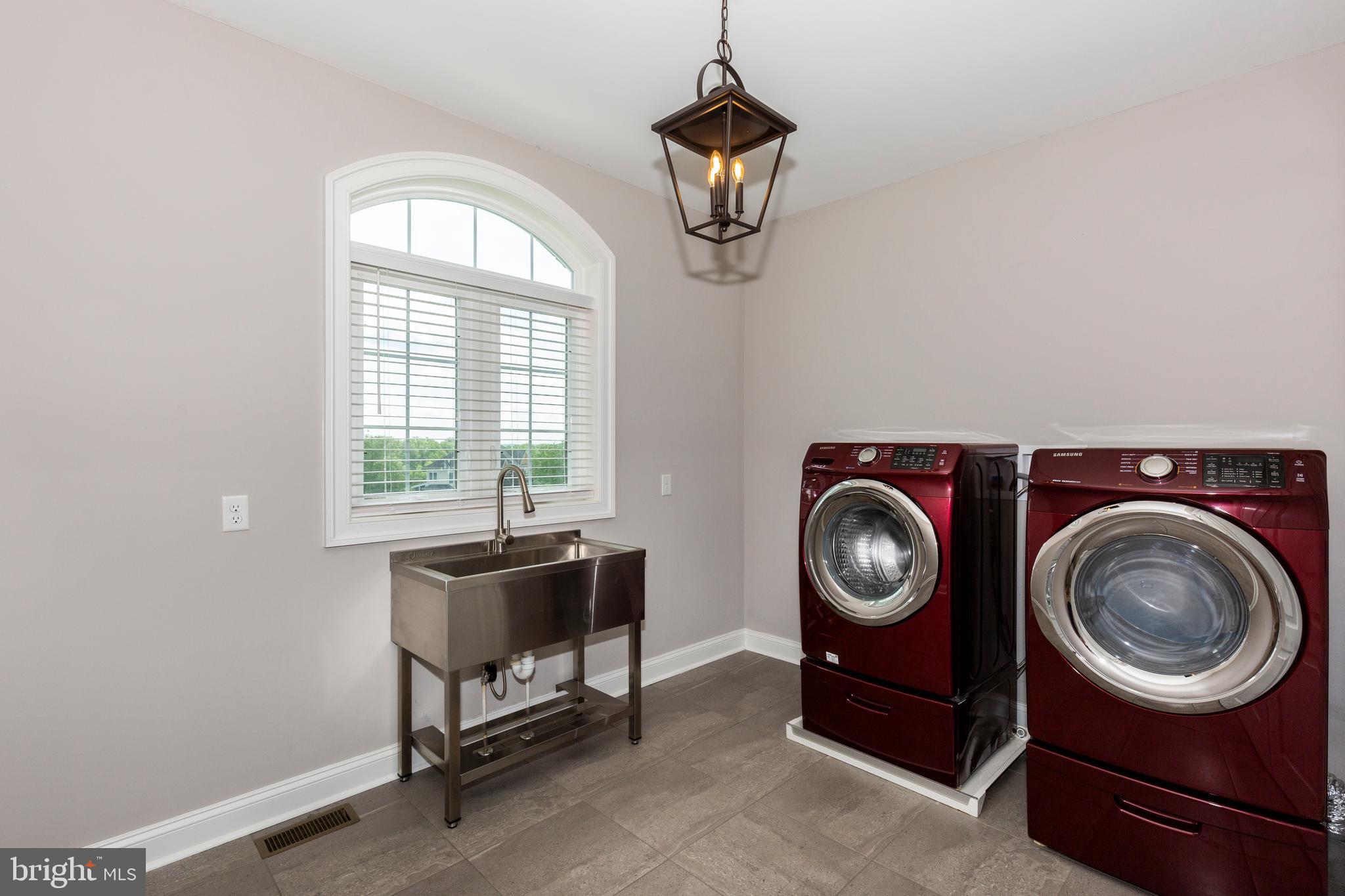 BROOKSHIRE - Residential