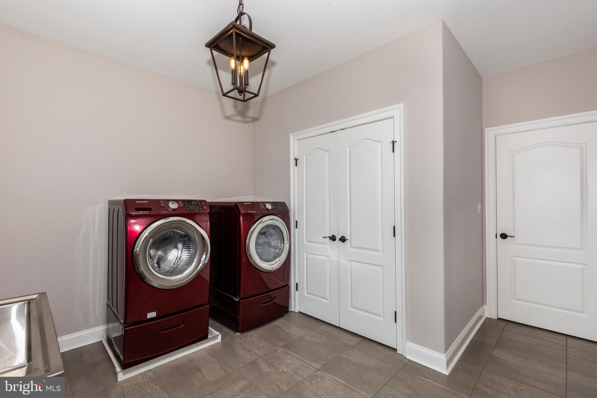 BROOKSHIRE - Residential