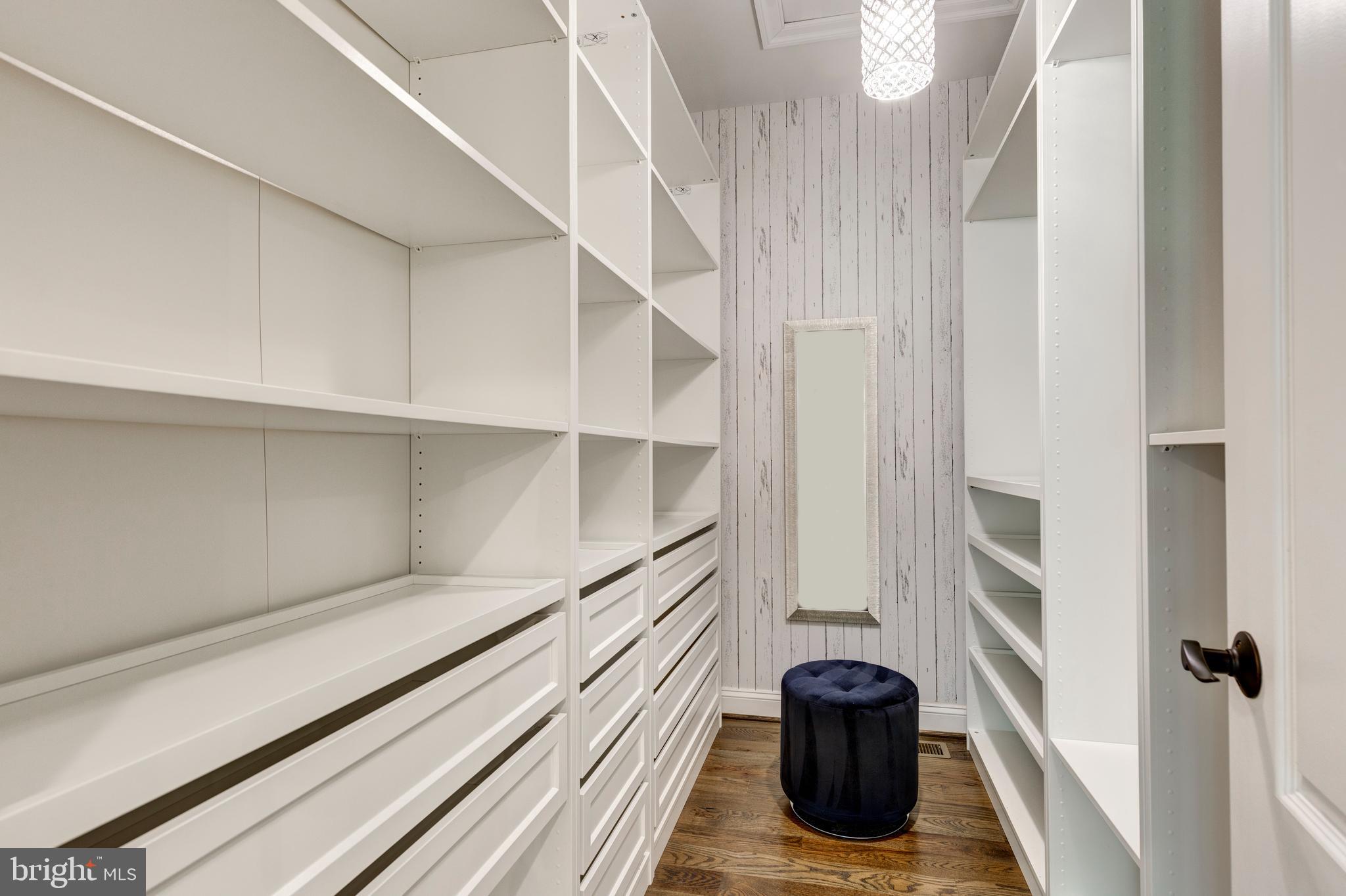 BROOKSHIRE - Residential