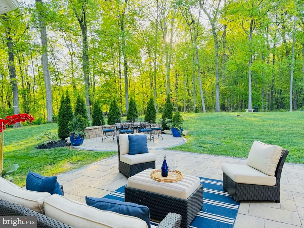 BROOKSHIRE - Residential