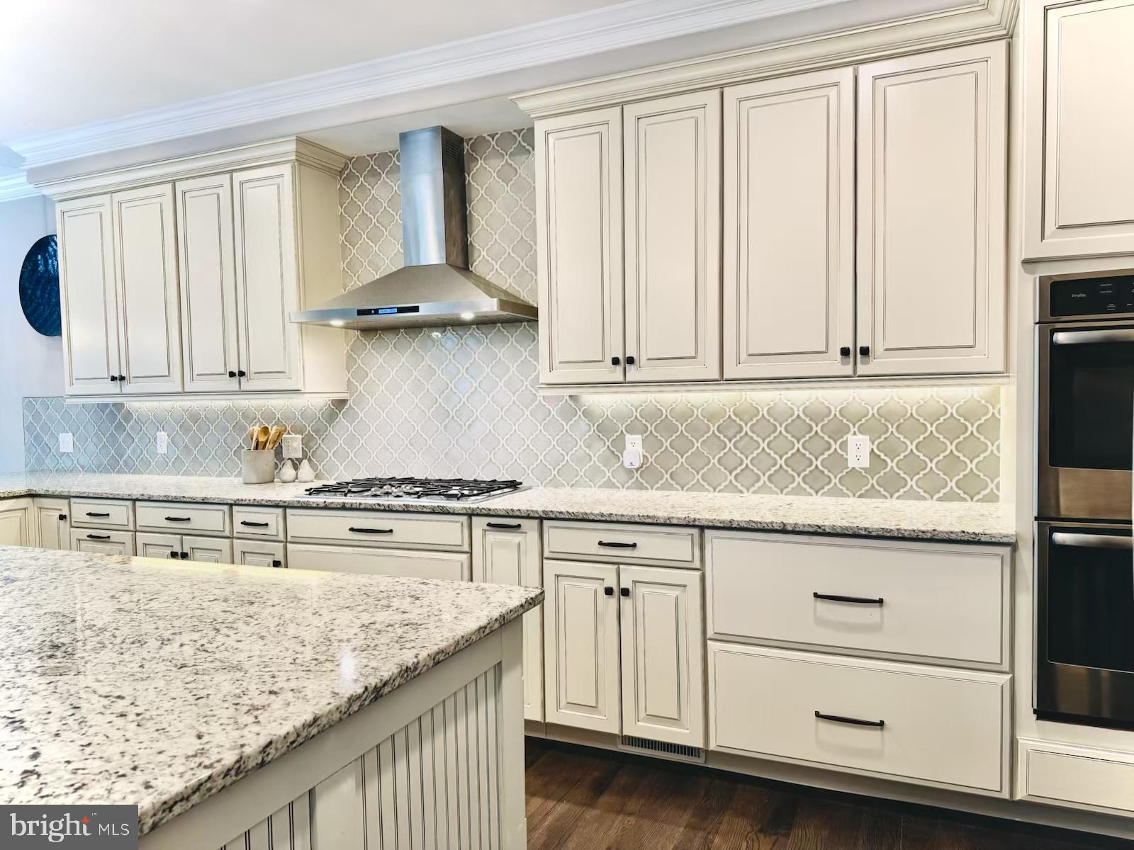 BROOKSHIRE - Residential