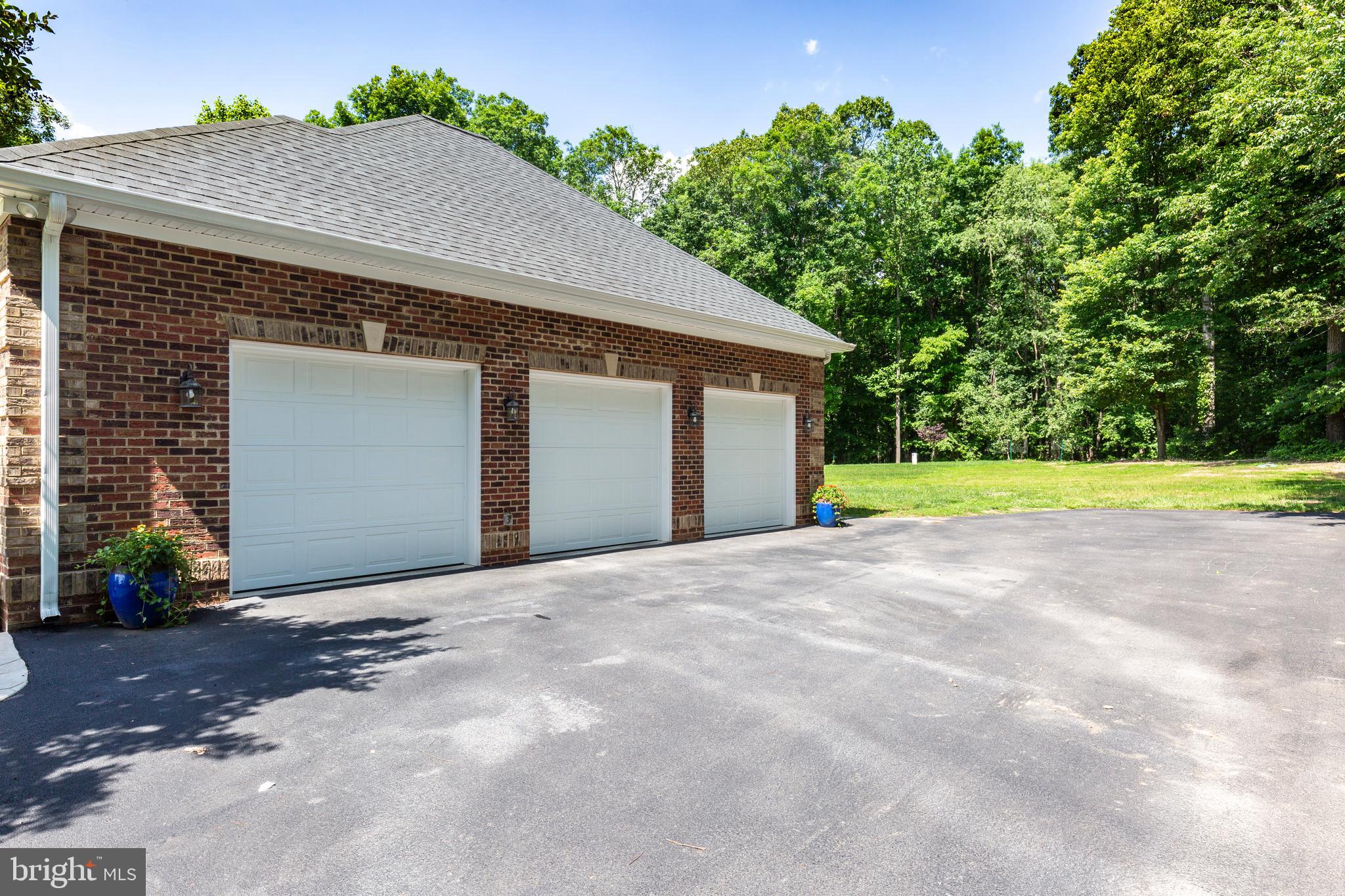 BROOKSHIRE - Residential