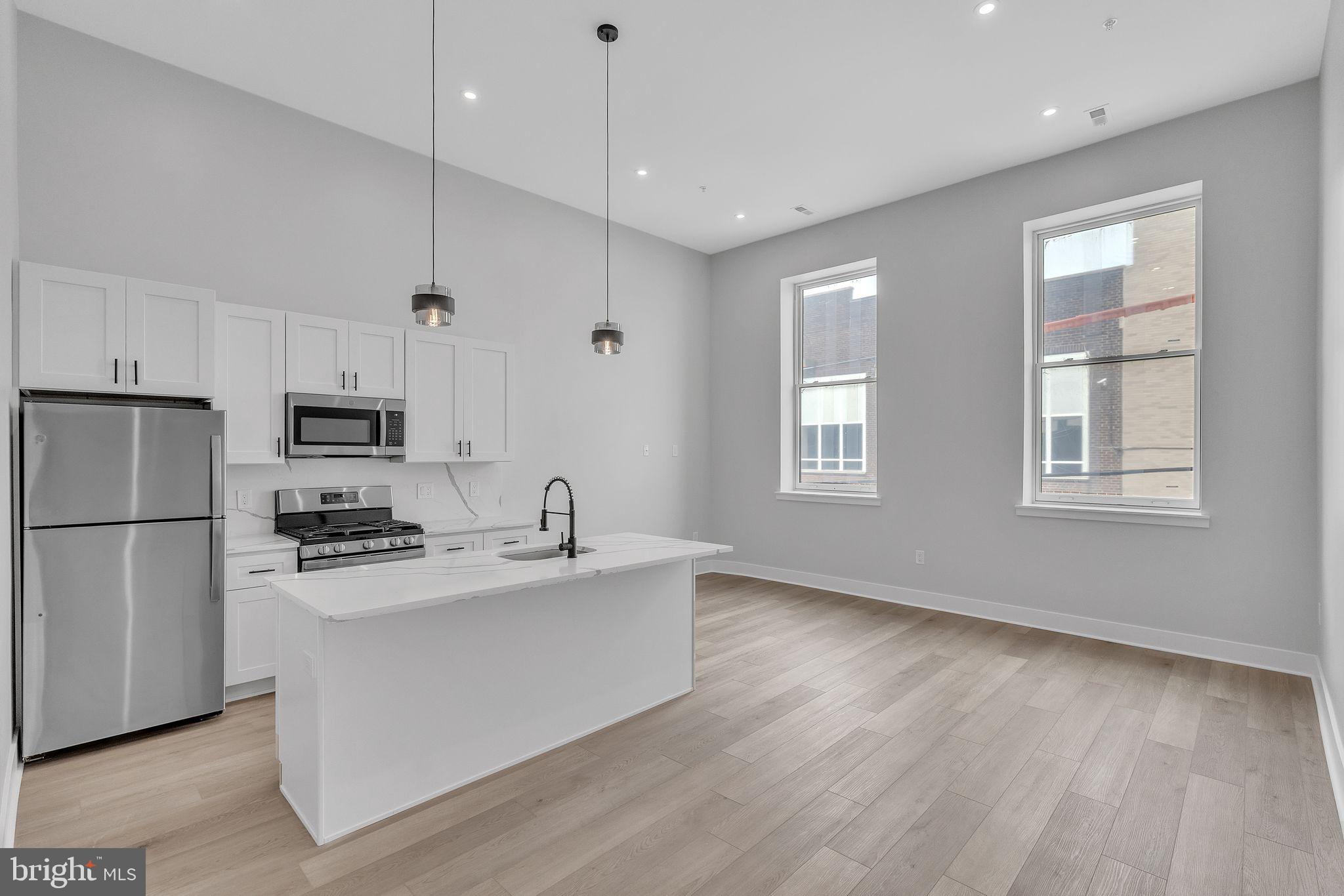 FAIRMOUNT - Residential Lease