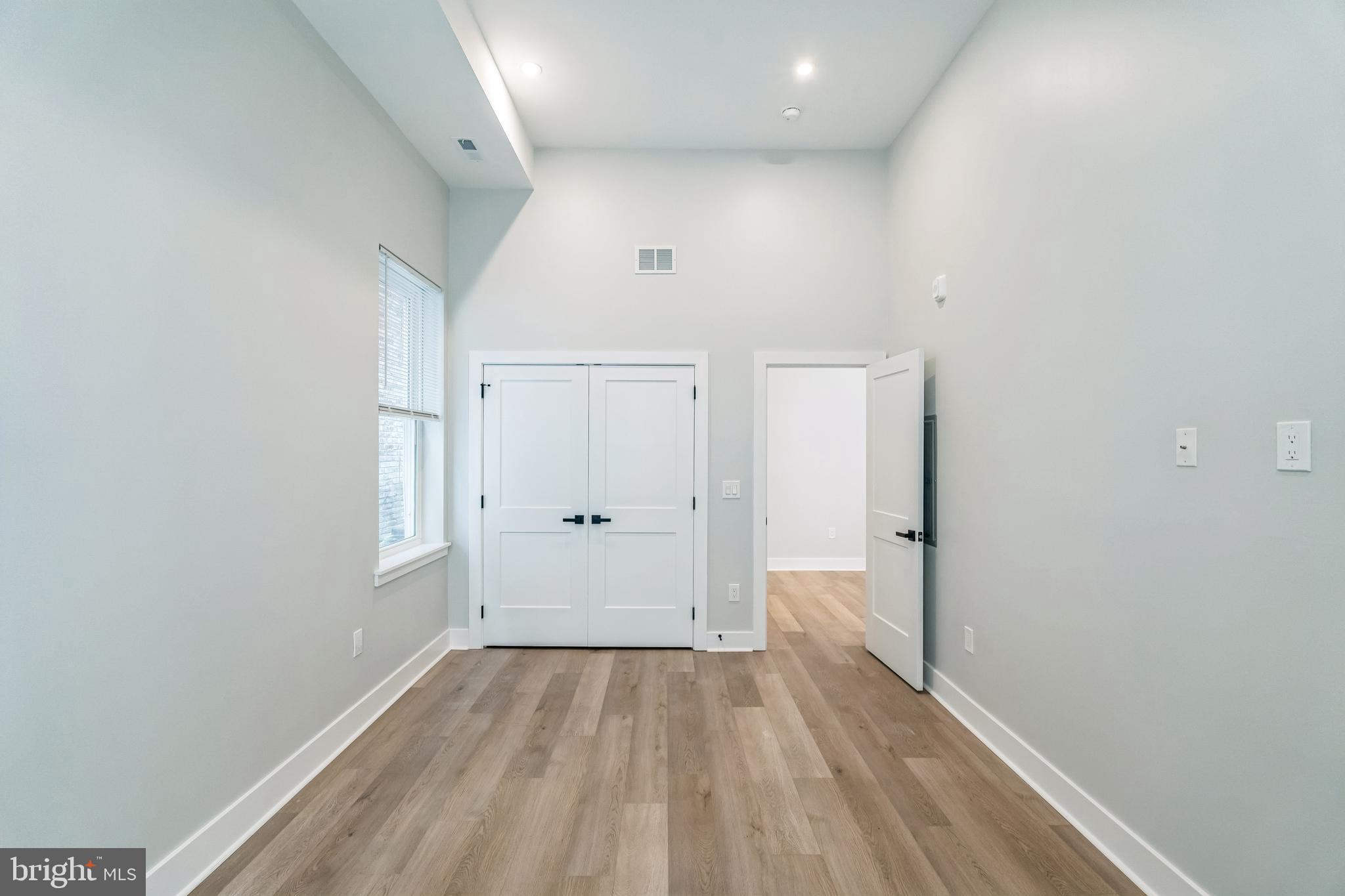 FAIRMOUNT - Residential Lease