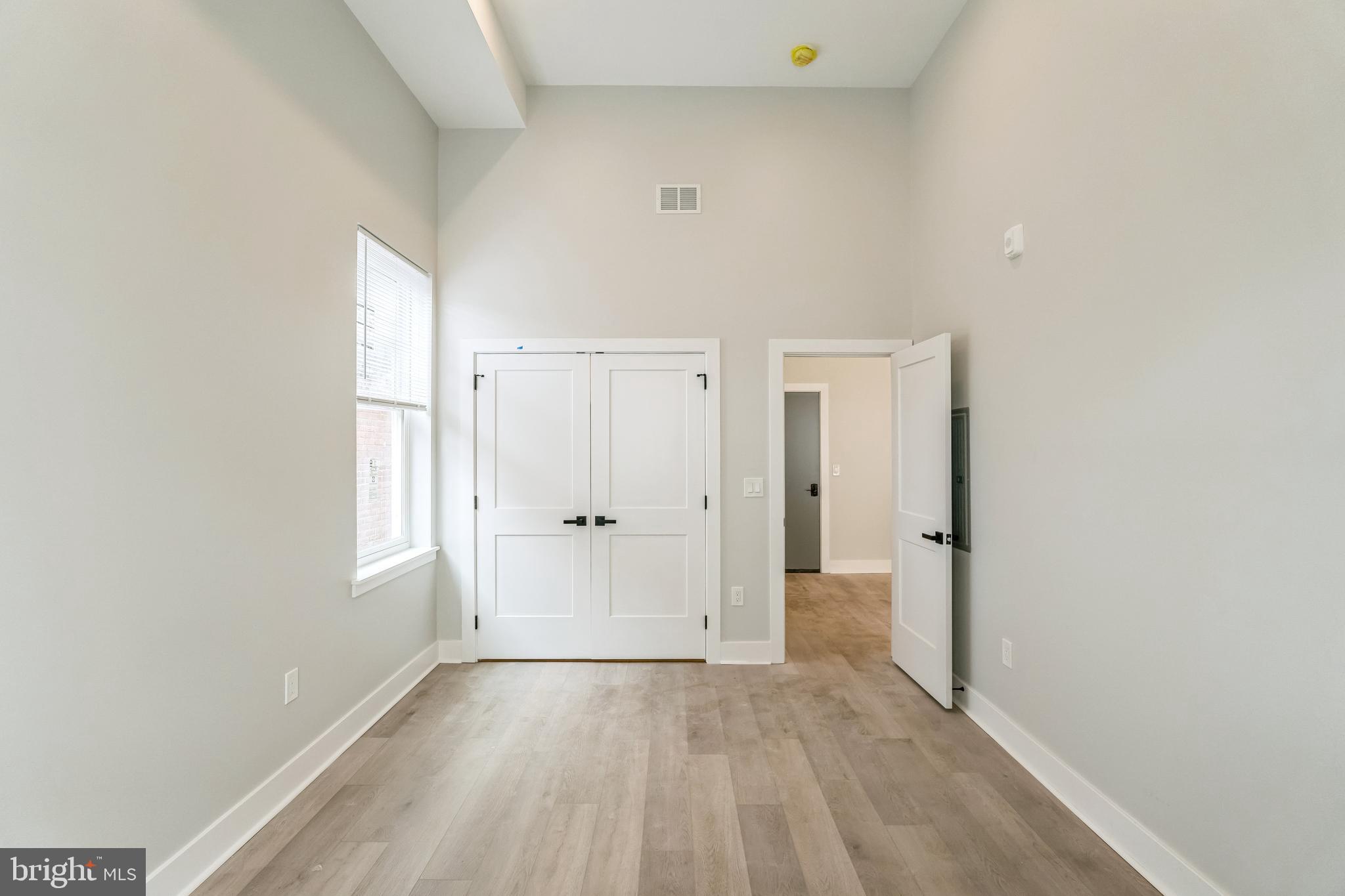 FAIRMOUNT - Residential Lease