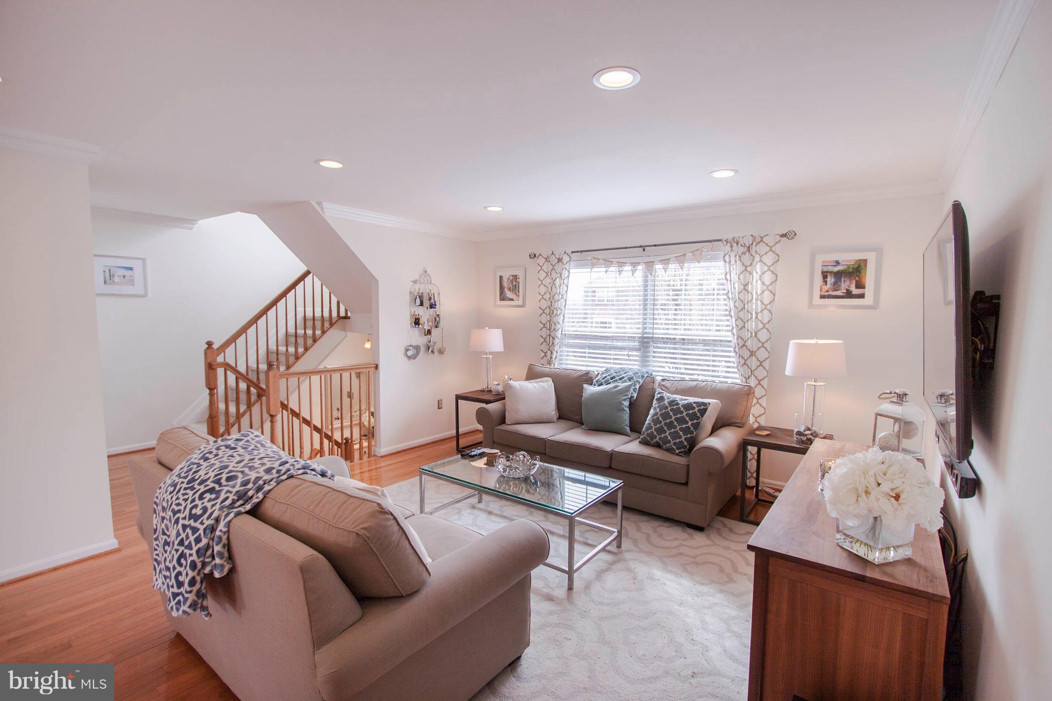 HINES ESTATES - Residential