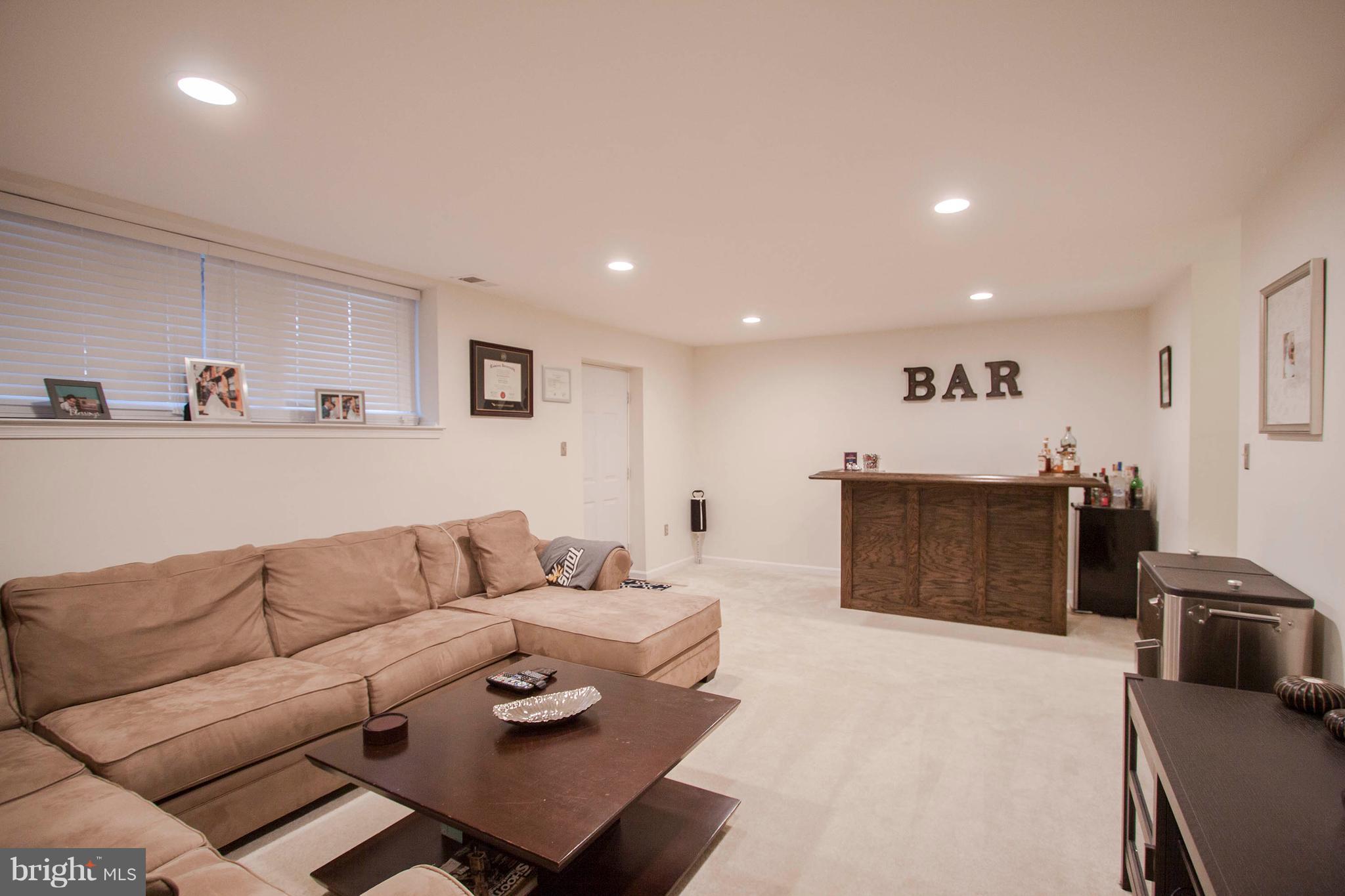 HINES ESTATES - Residential