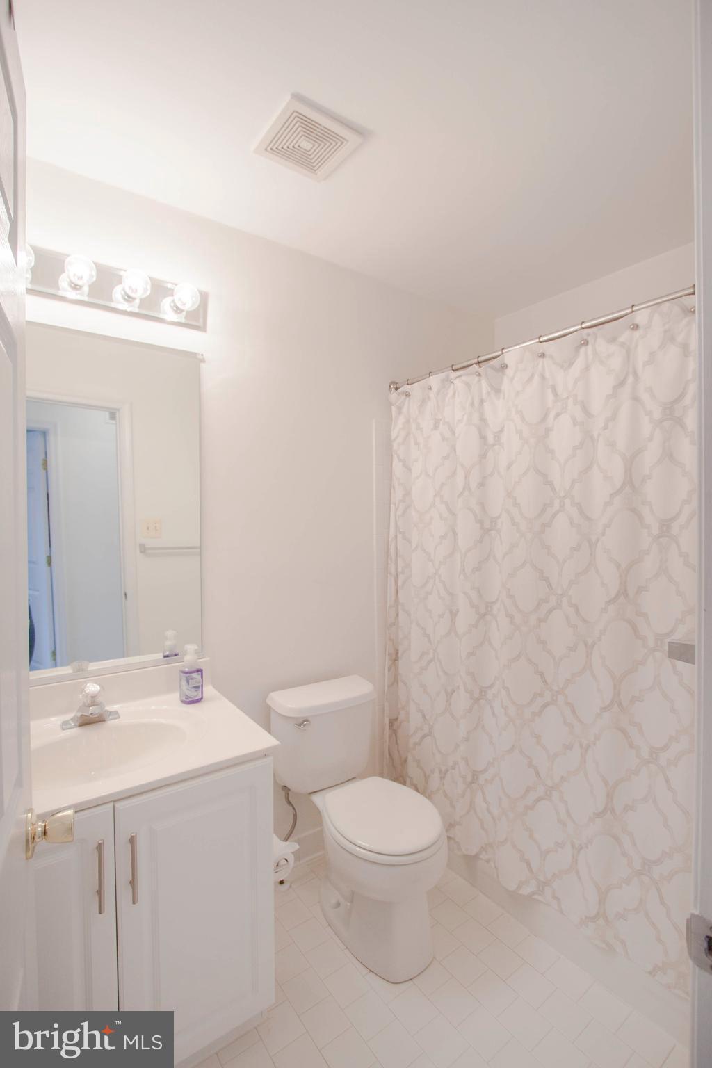 HINES ESTATES - Residential