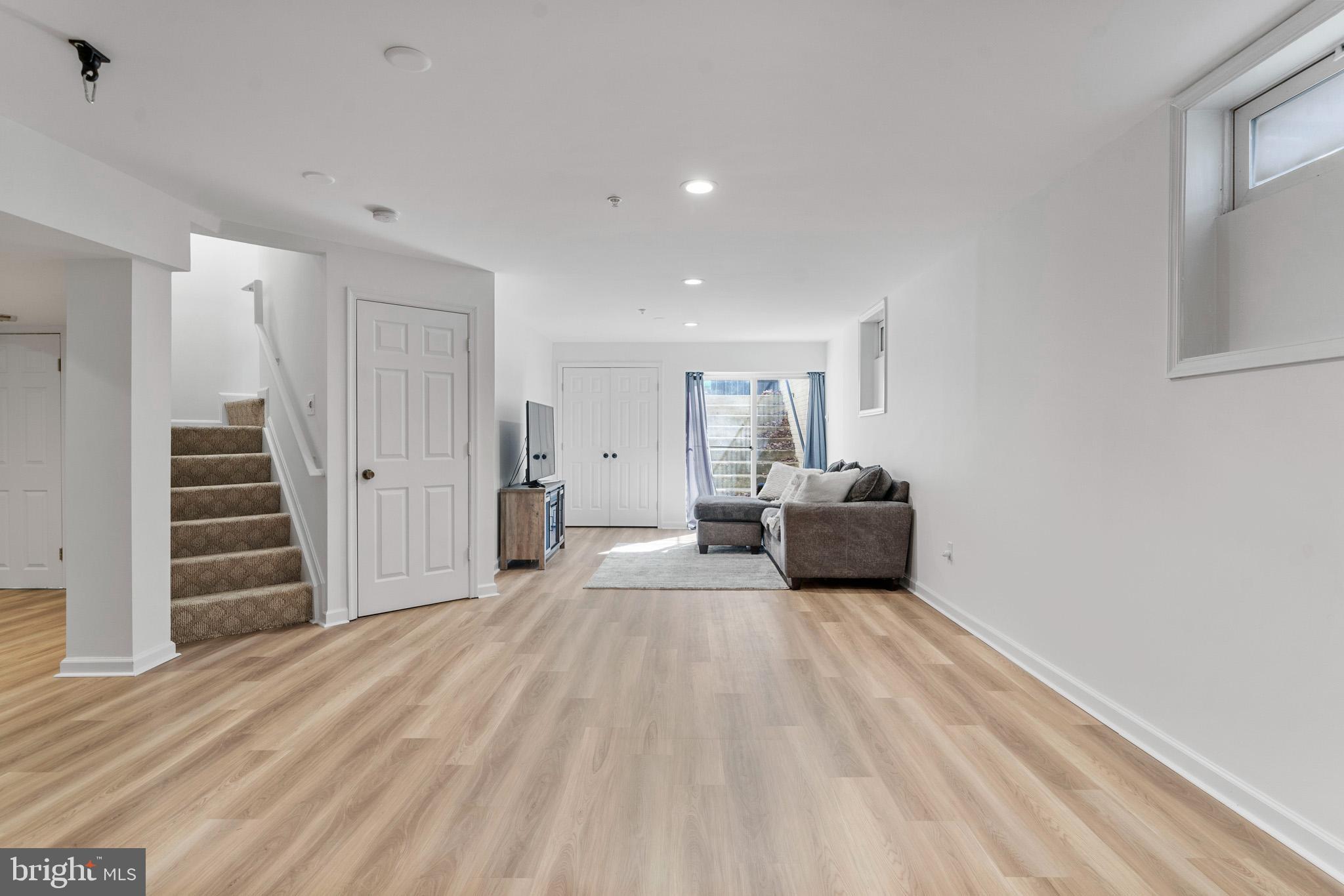 FRANK TIPPETT ESTATES CHELTENHAM - Residential