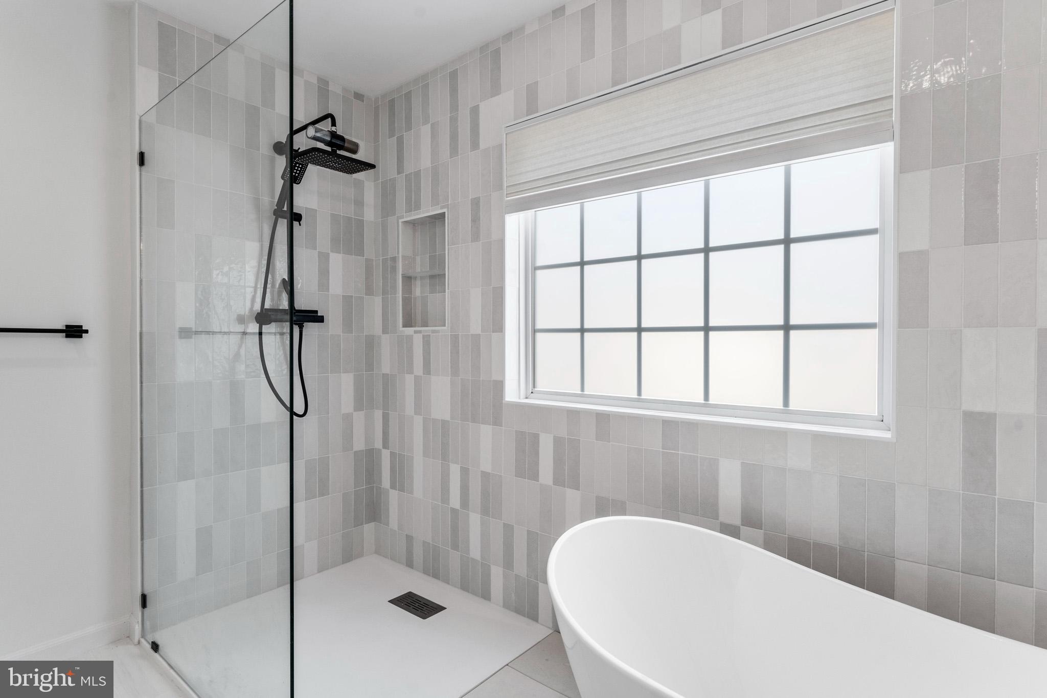 FRANK TIPPETT ESTATES CHELTENHAM - Residential