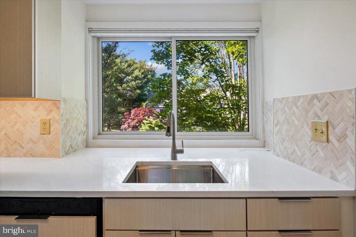 8 SPA CREEK LANDING 8A2
