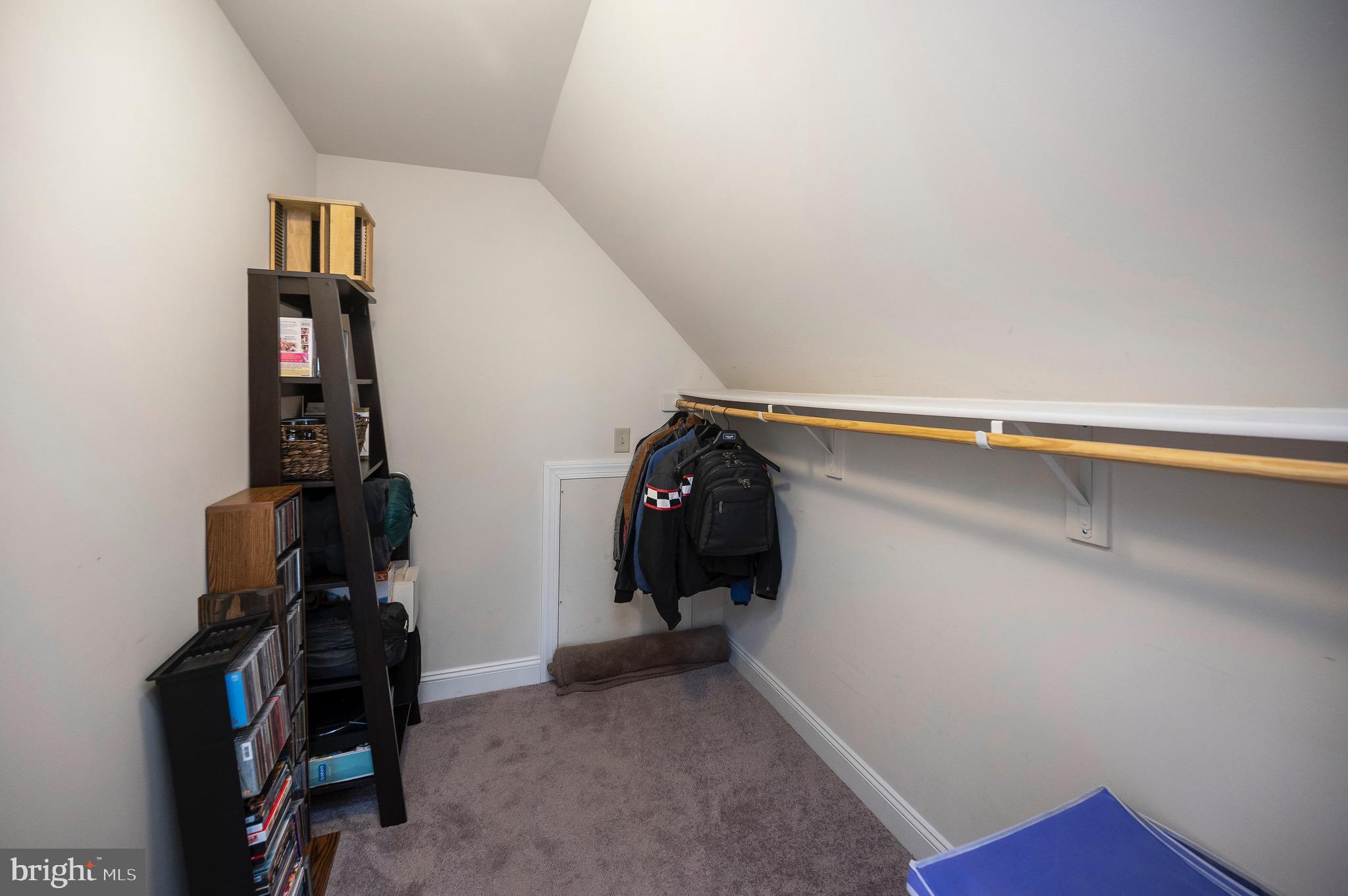 WALKERS BRANCH ESTATES - Residential