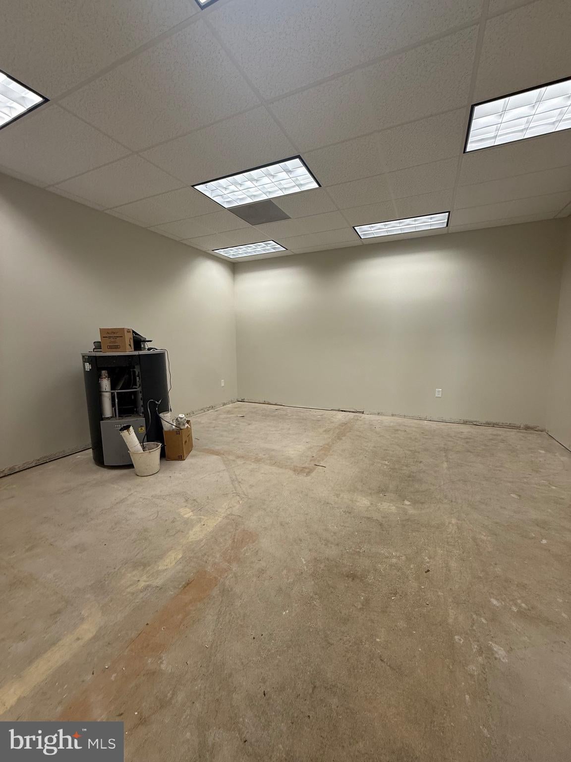221 W 4TH STREET 6