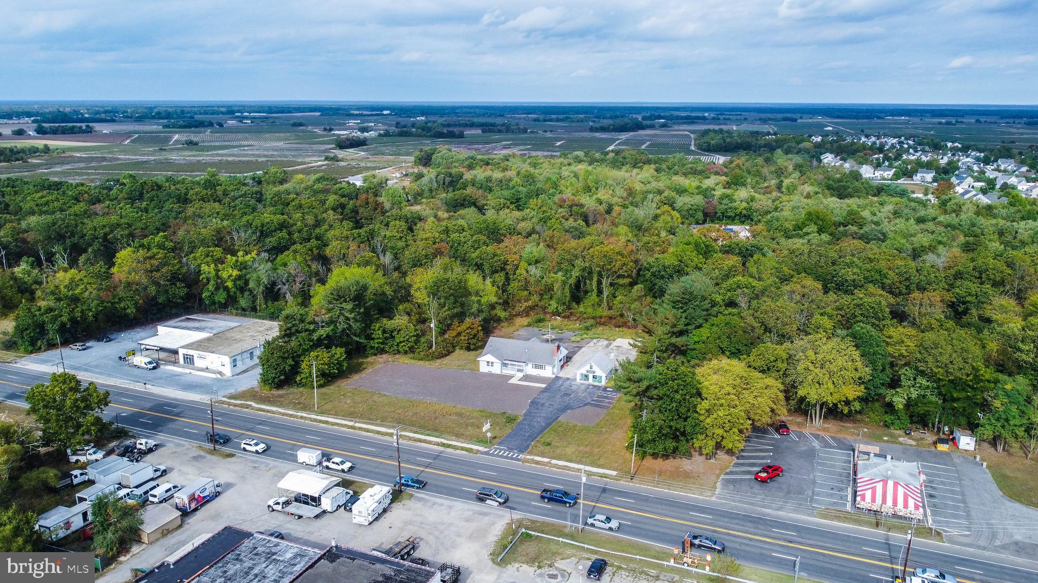 511 S WHITE HORSE PIKE