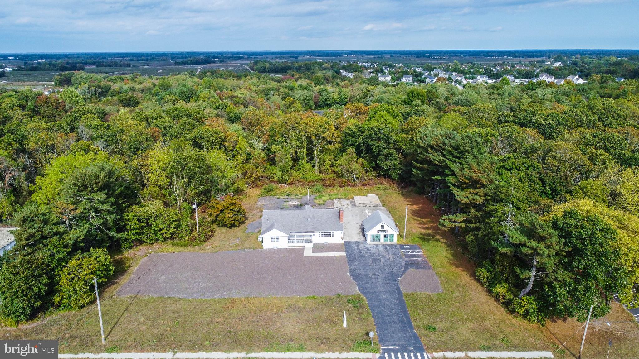 511 S WHITE HORSE PIKE