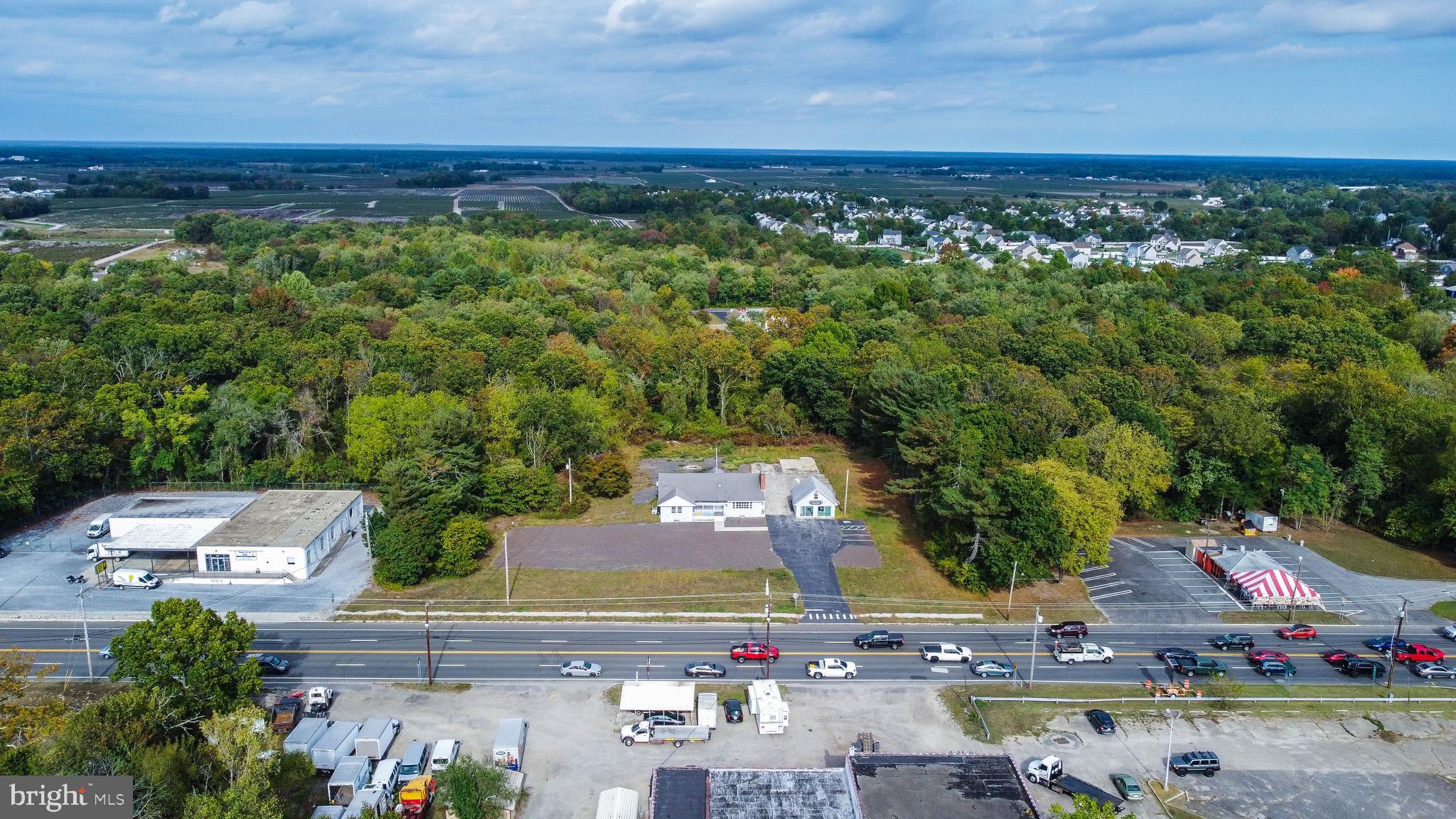 511 S WHITE HORSE PIKE