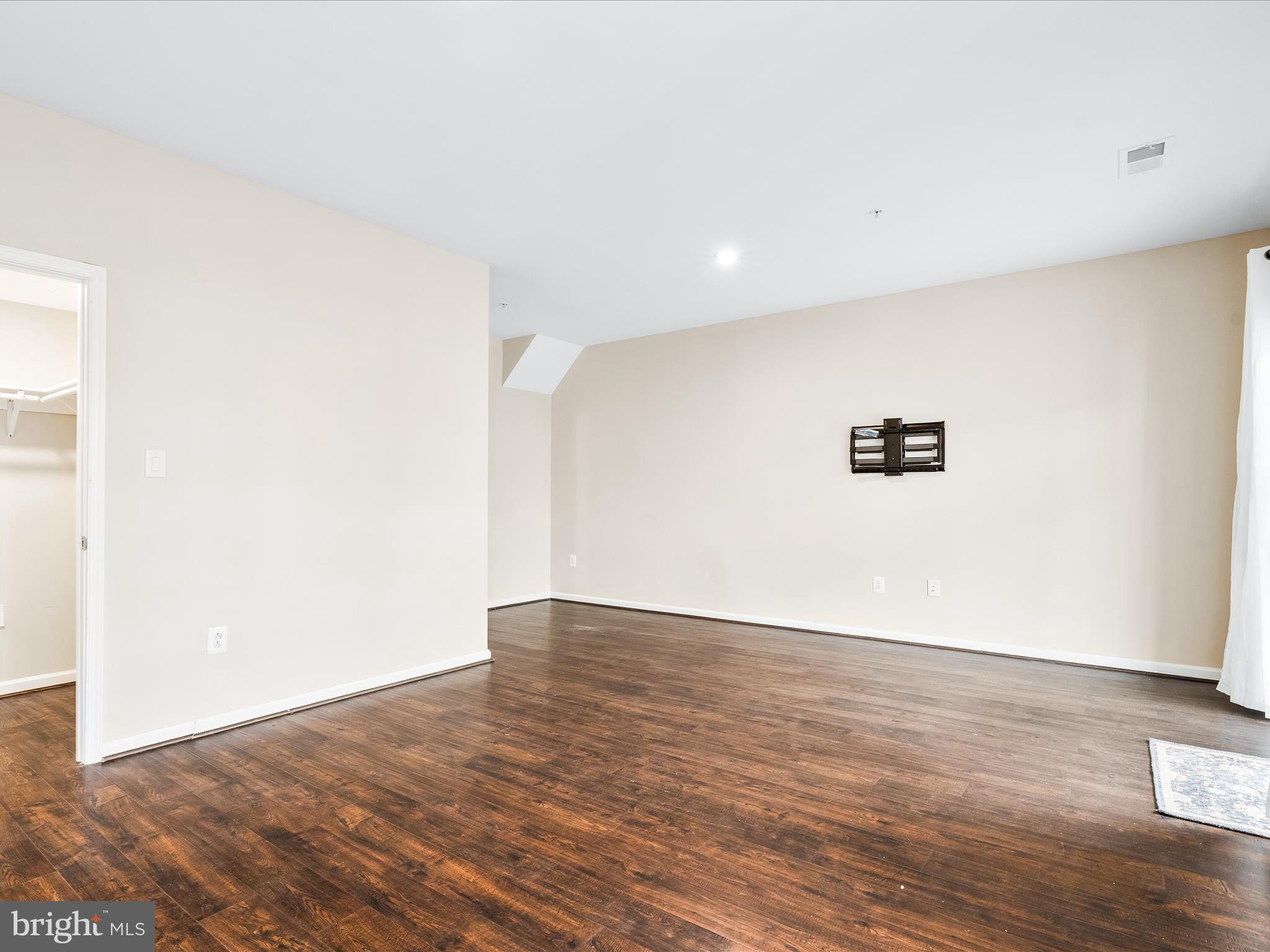 TALLYN RIDGE - Residential