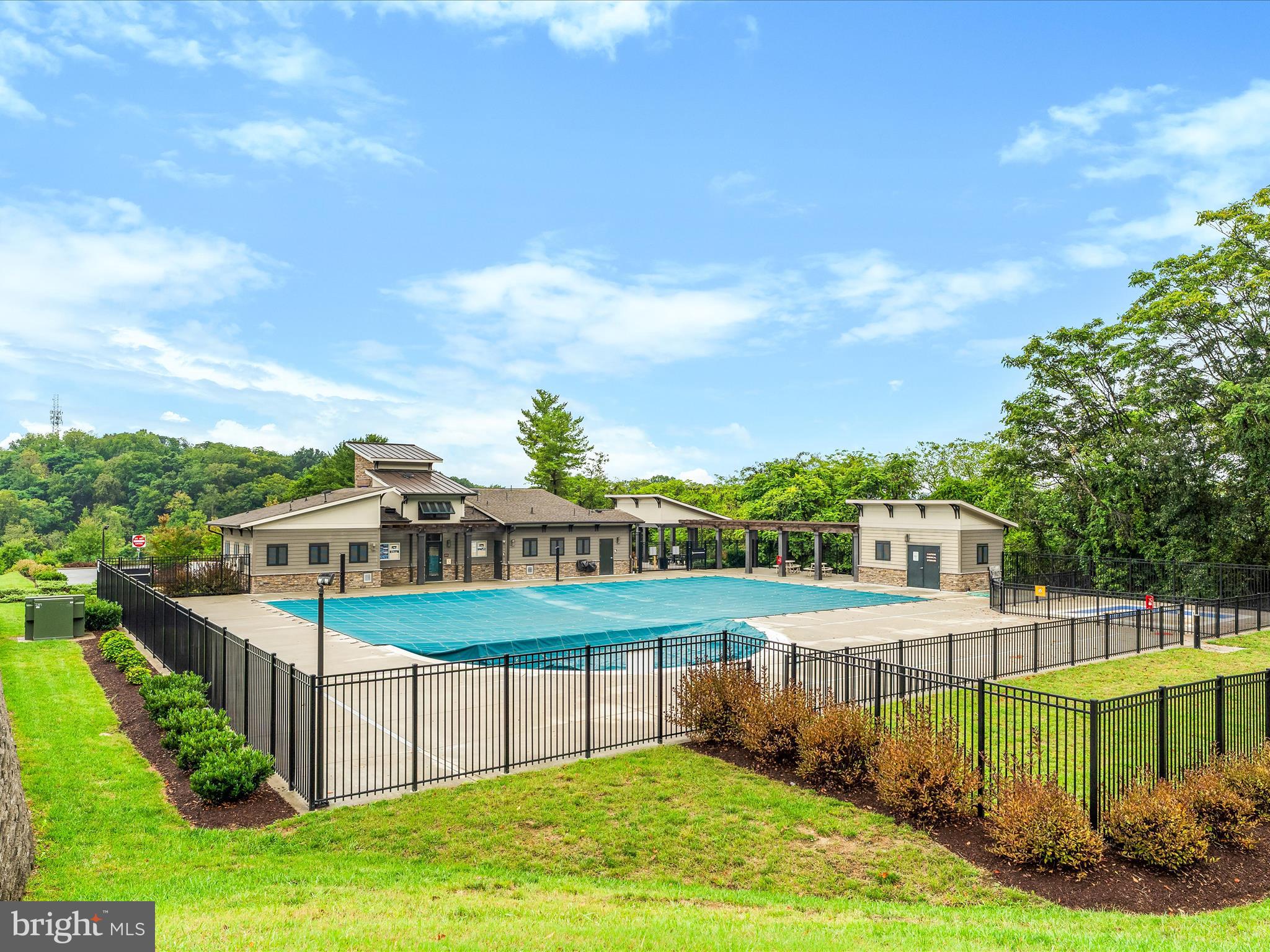 TALLYN RIDGE - Residential