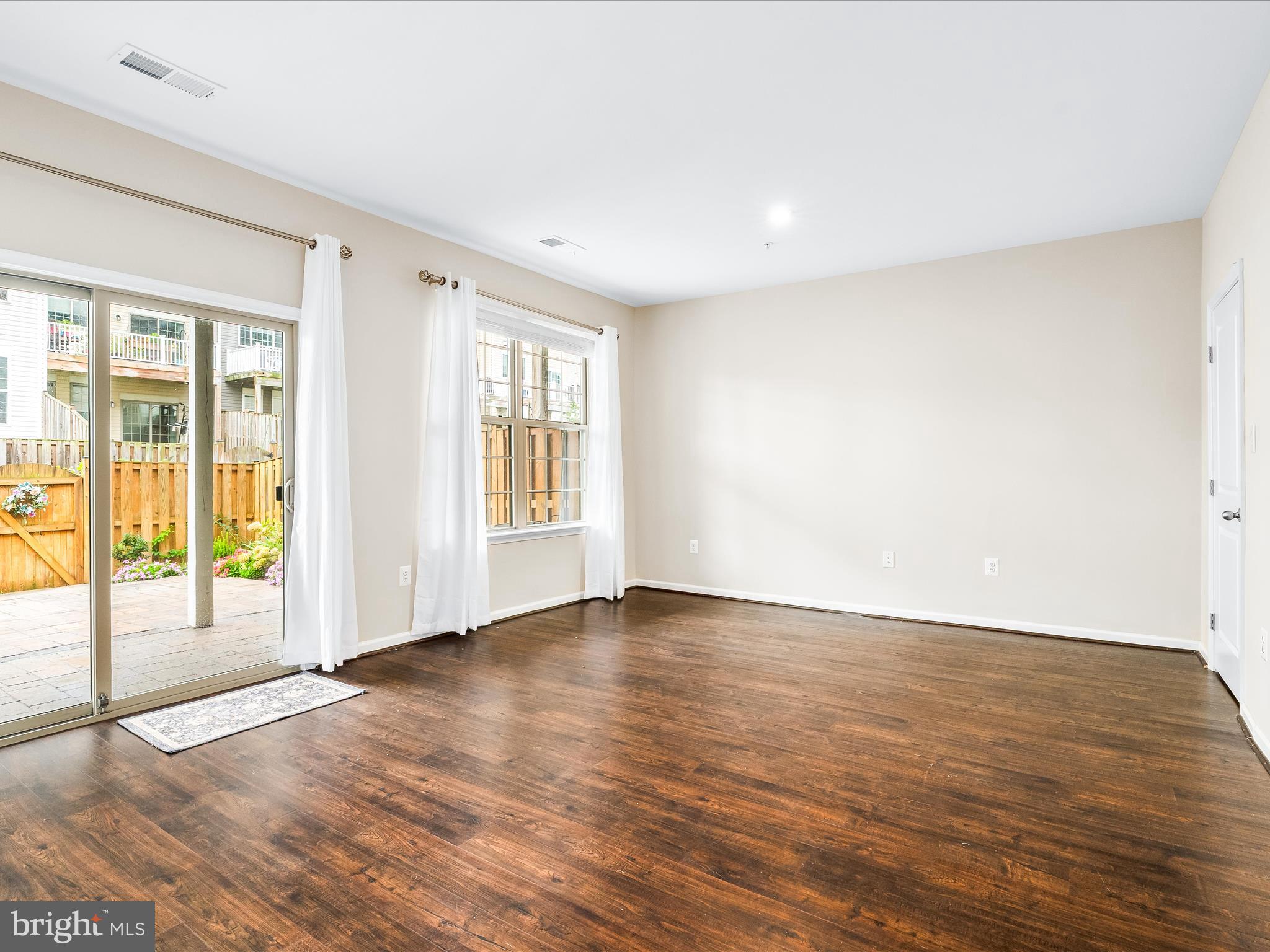 TALLYN RIDGE - Residential