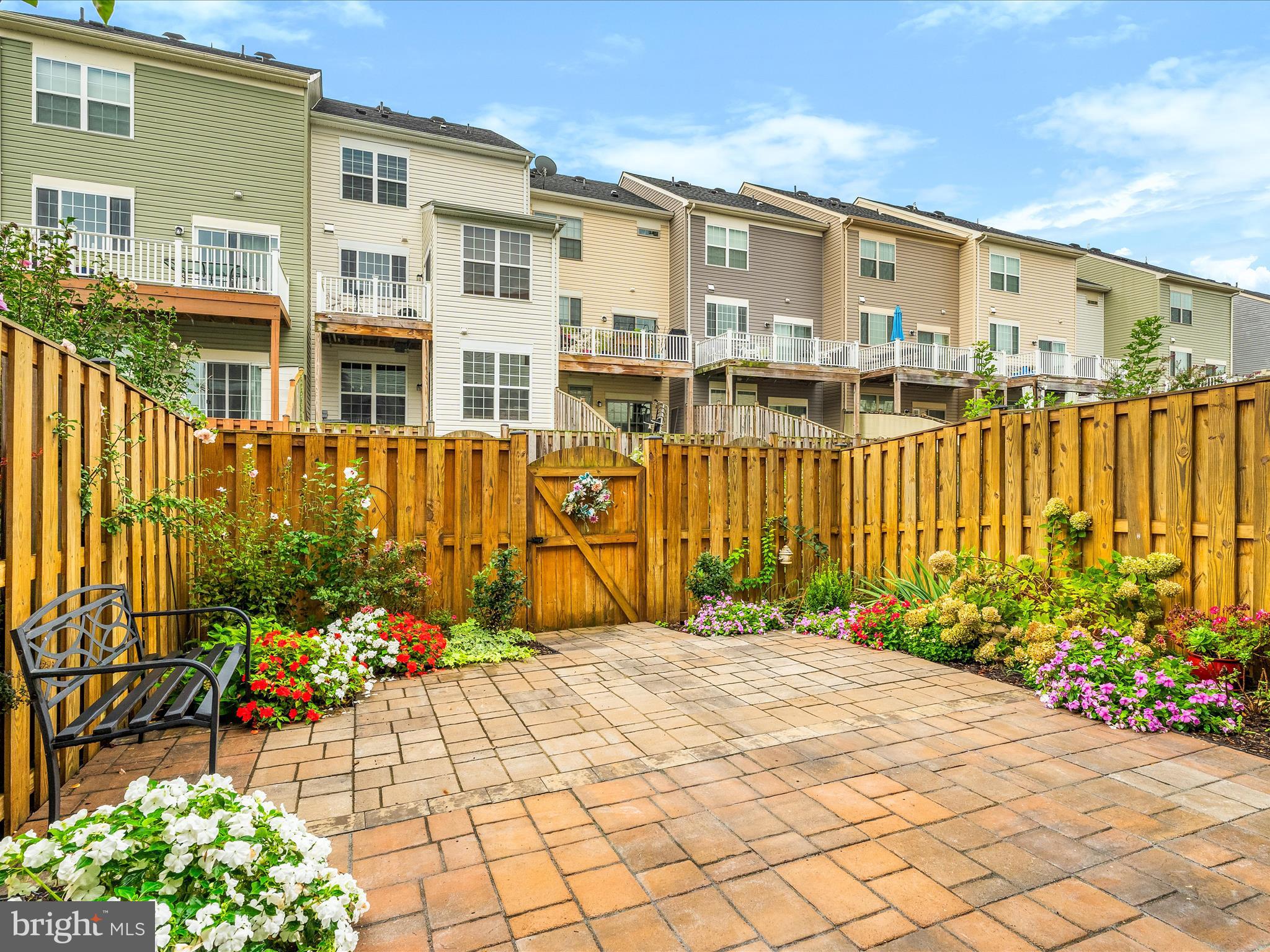 TALLYN RIDGE - Residential