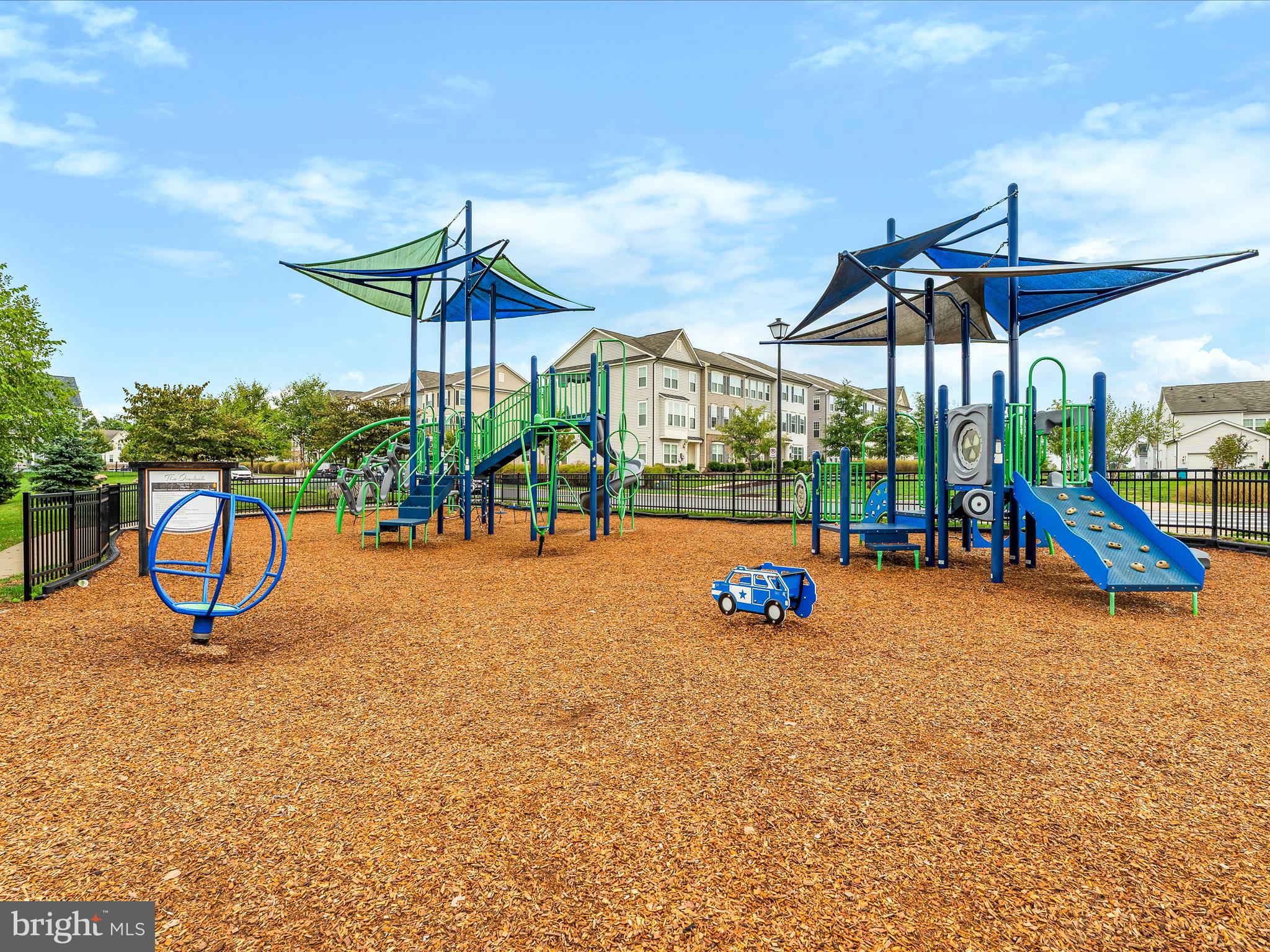 TALLYN RIDGE - Residential