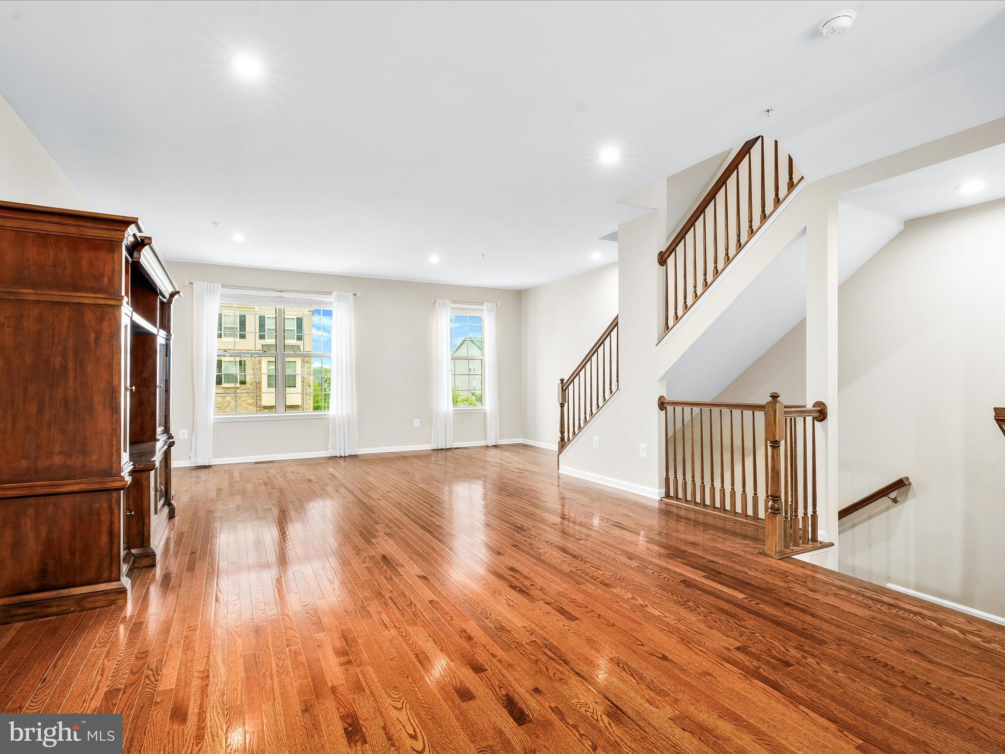 TALLYN RIDGE - Residential