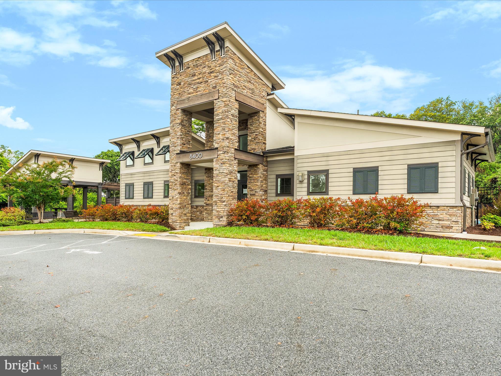 TALLYN RIDGE - Residential