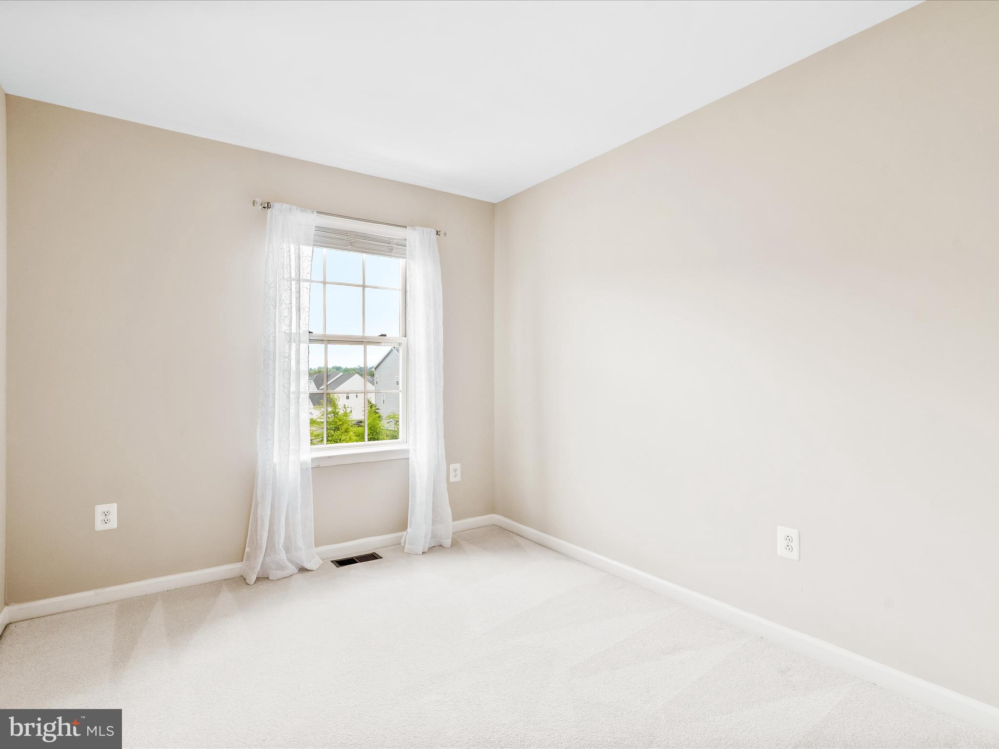 TALLYN RIDGE - Residential