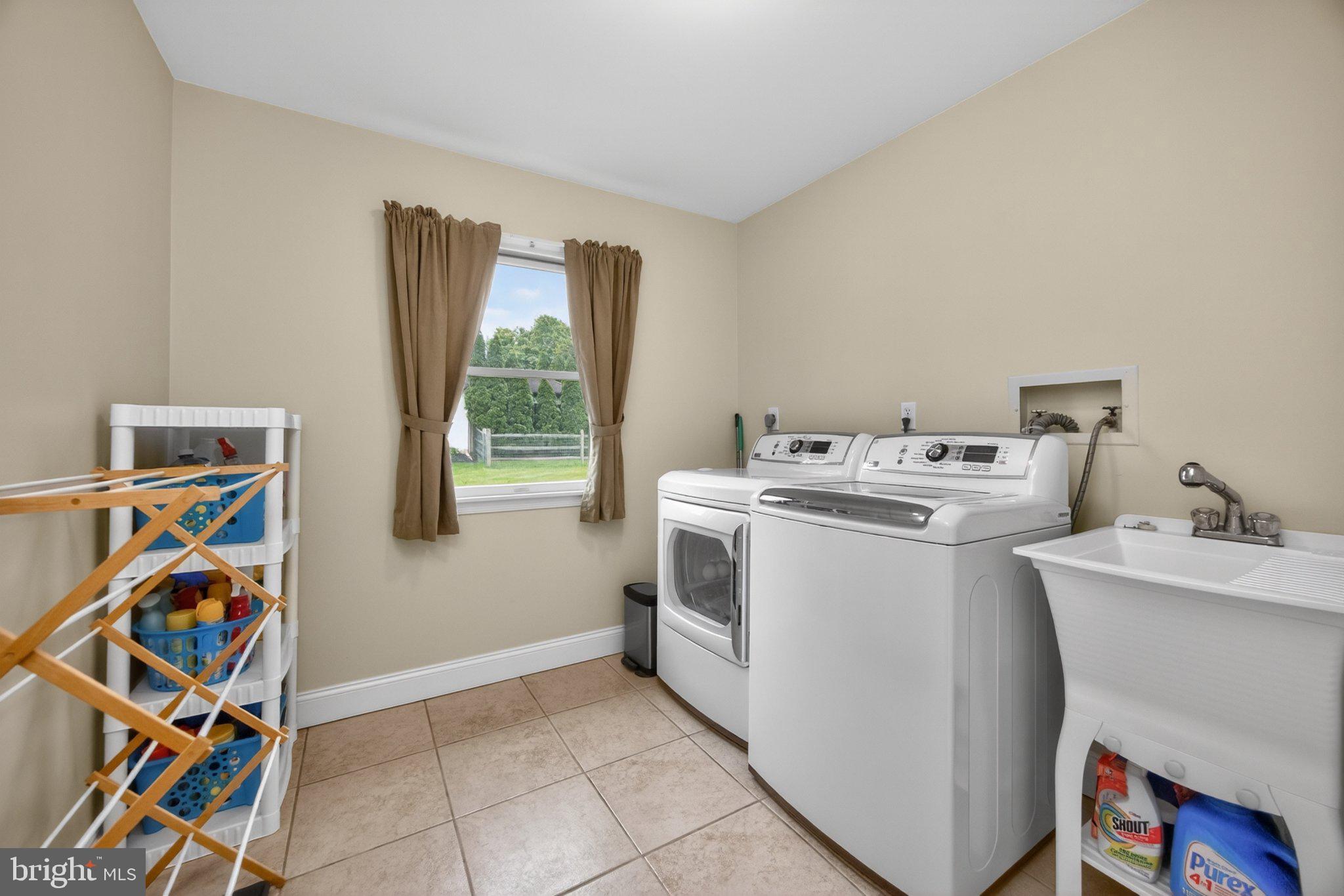 VALLEY VIEW - Residential