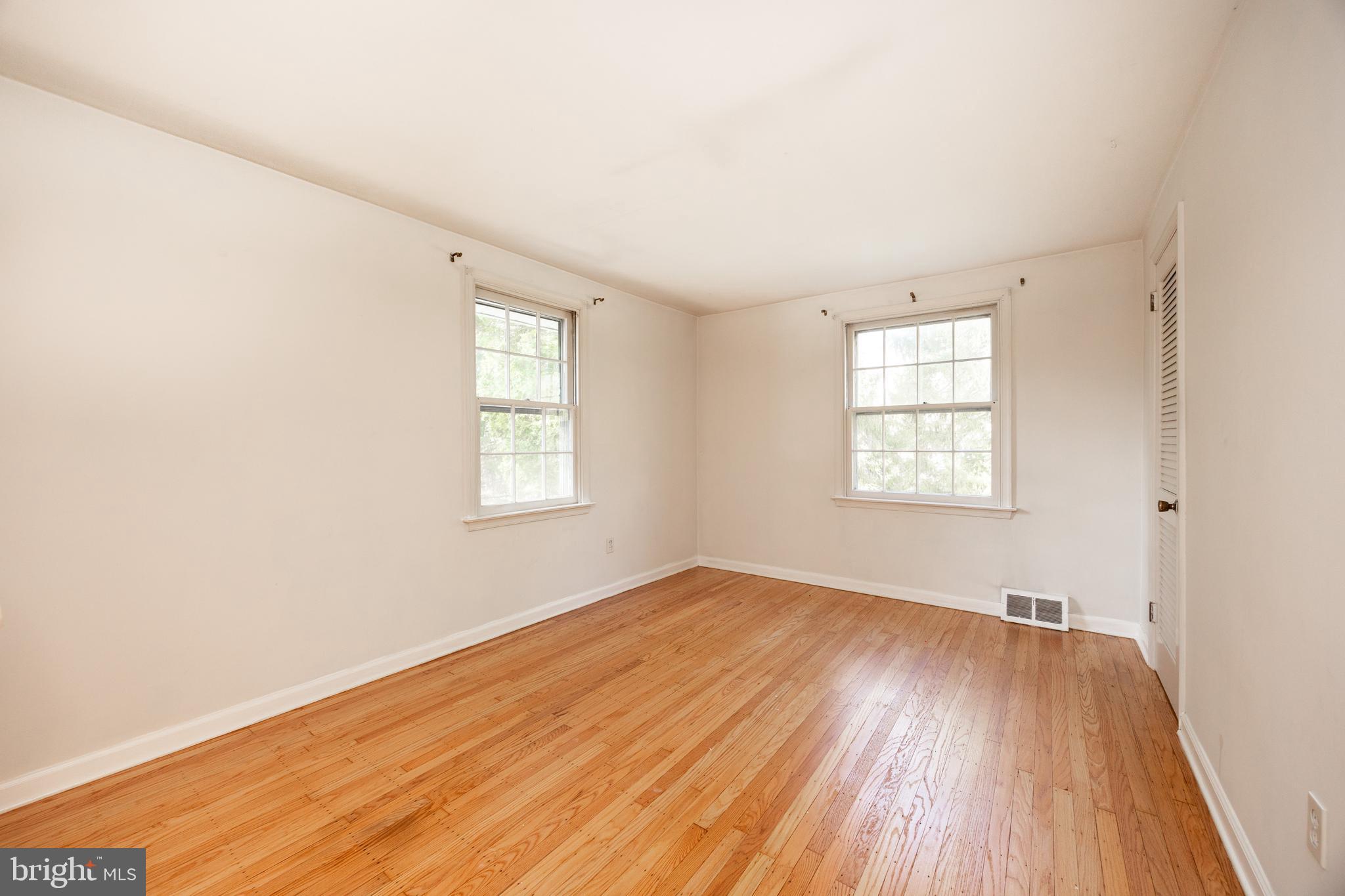FOX VALLEY - Residential