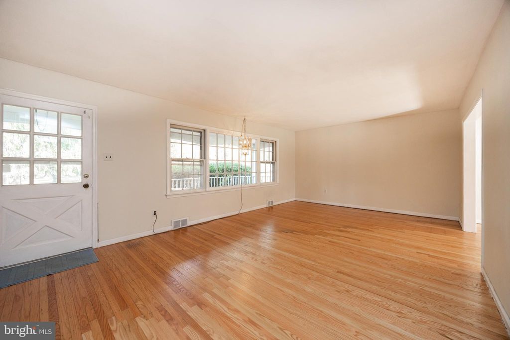 Photo of 11 Ivy Lane, GLEN MILLS, PA 19342 (MLS # PADE2103716)