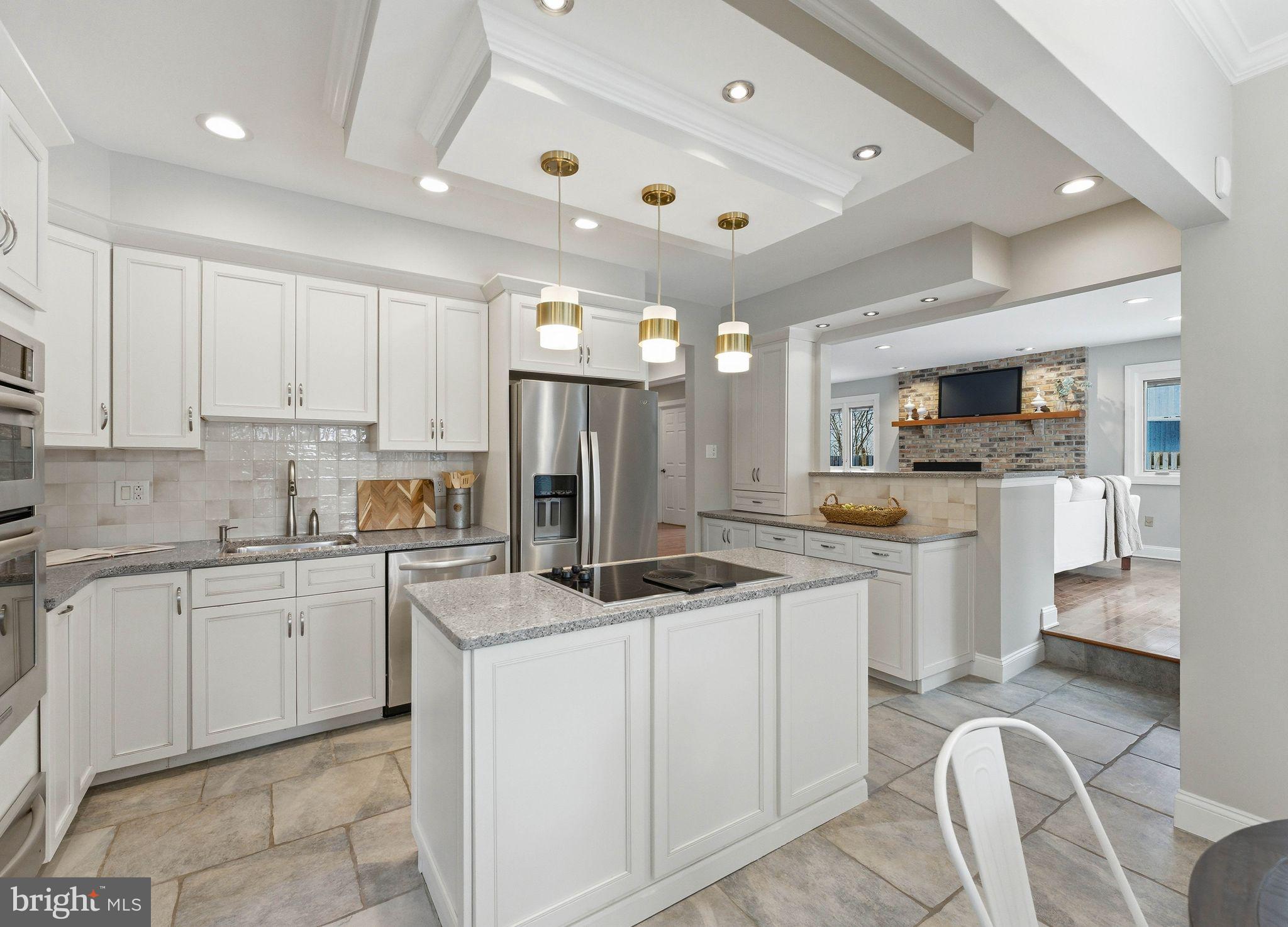 FOX HOLLOW - Residential