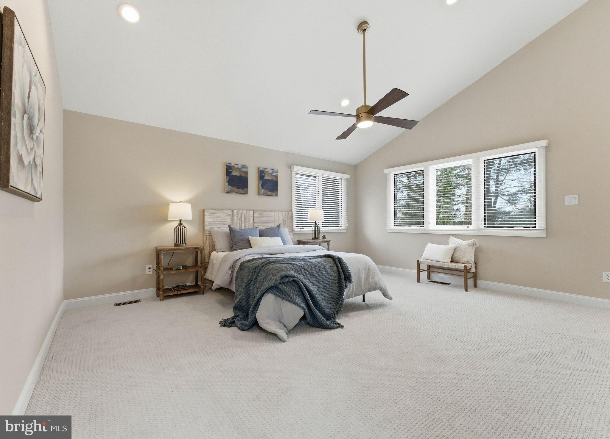 FOX HOLLOW - Residential