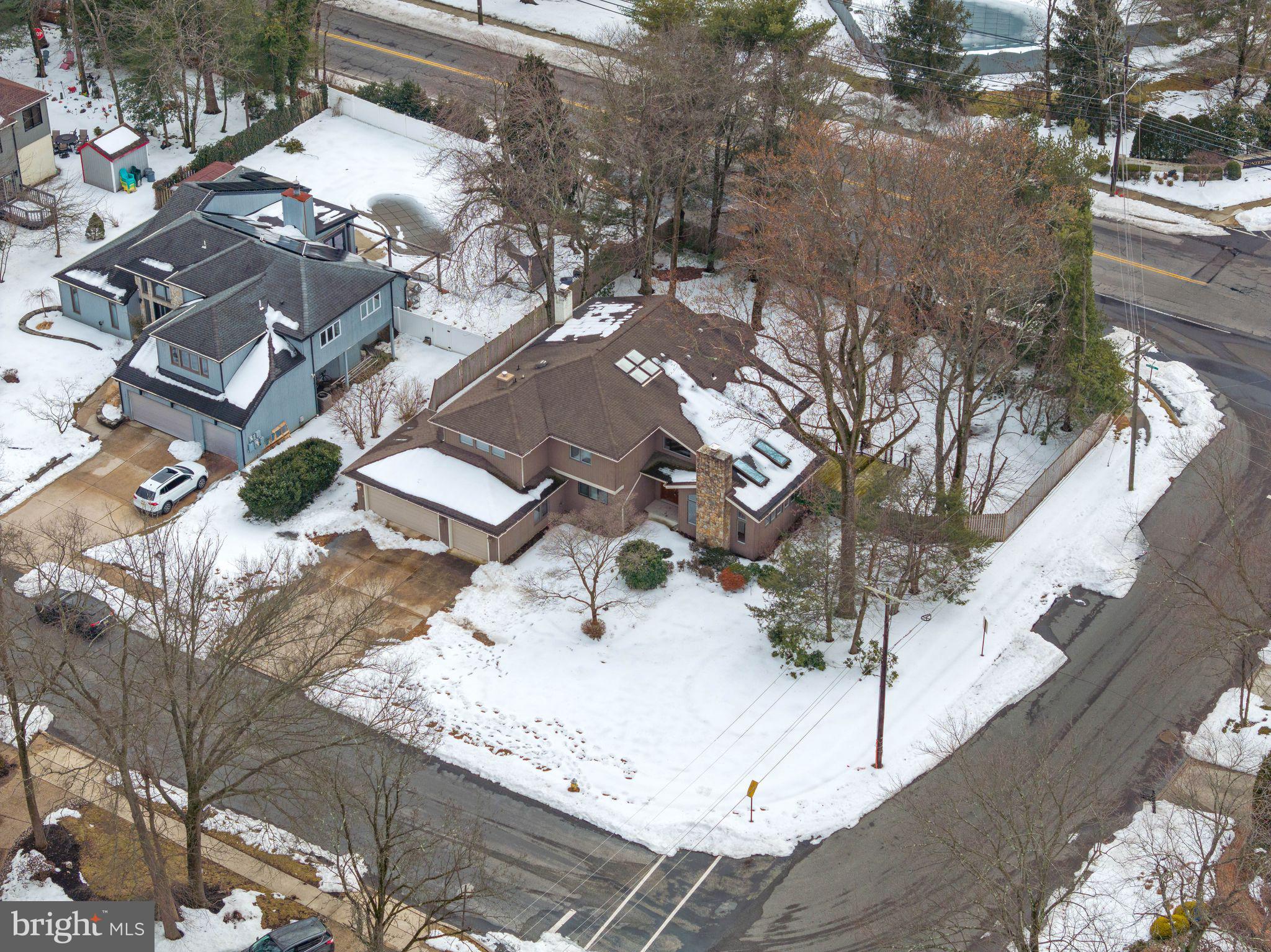 FOX HOLLOW - Residential