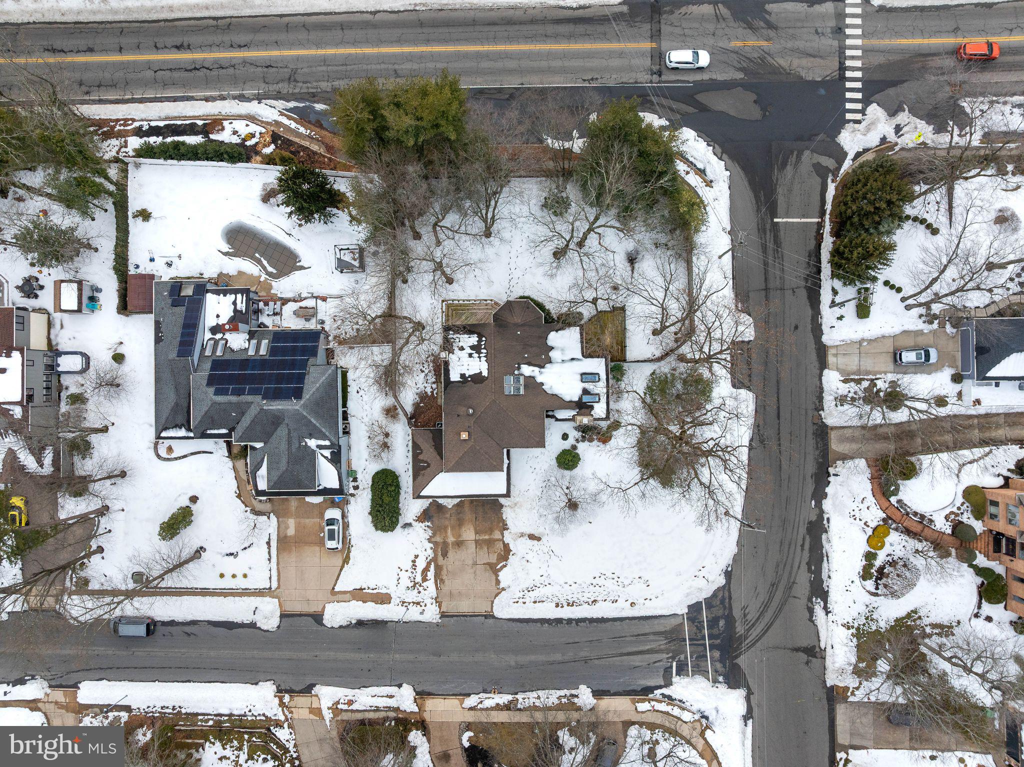 FOX HOLLOW - Residential