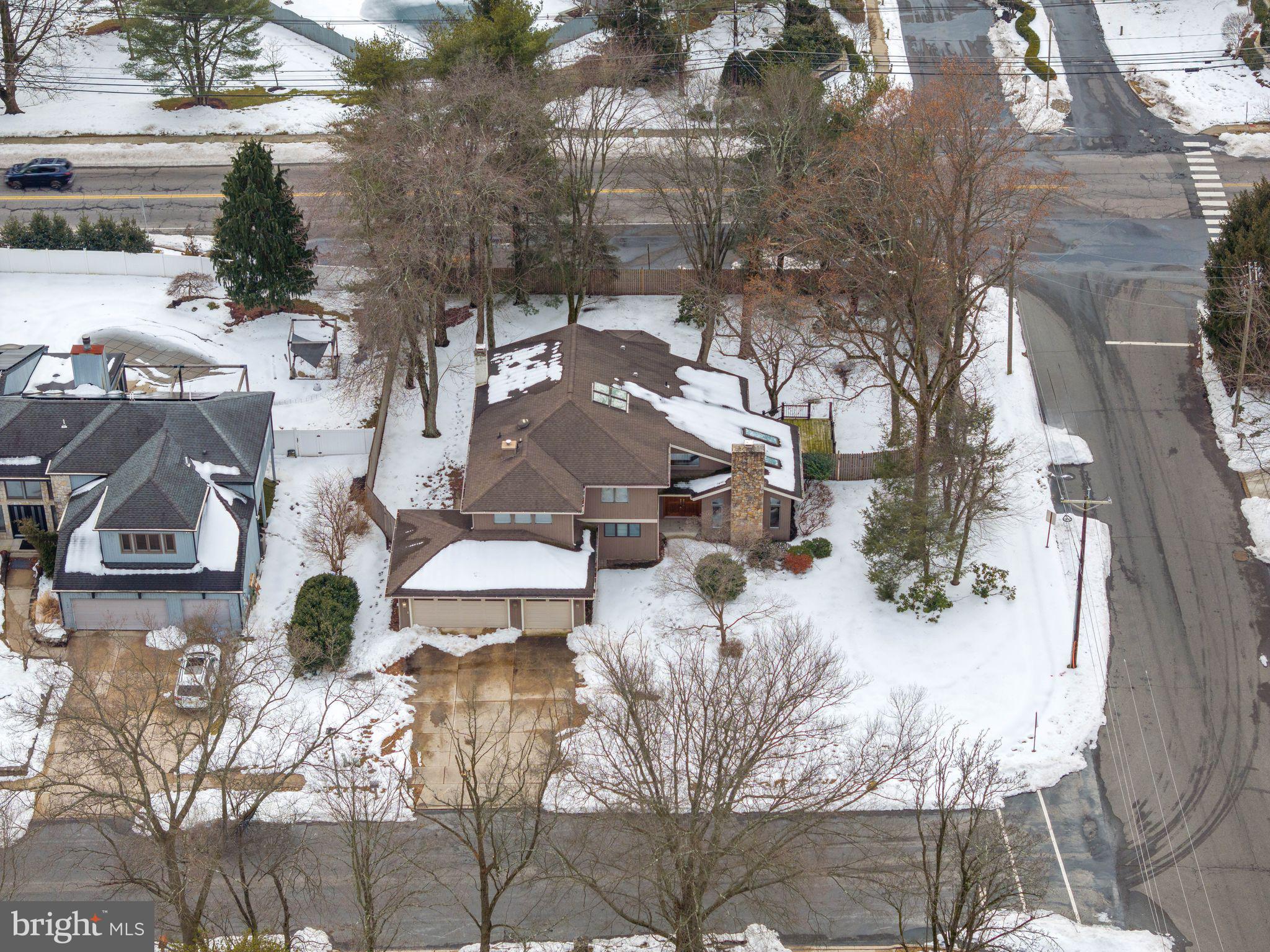 FOX HOLLOW - Residential