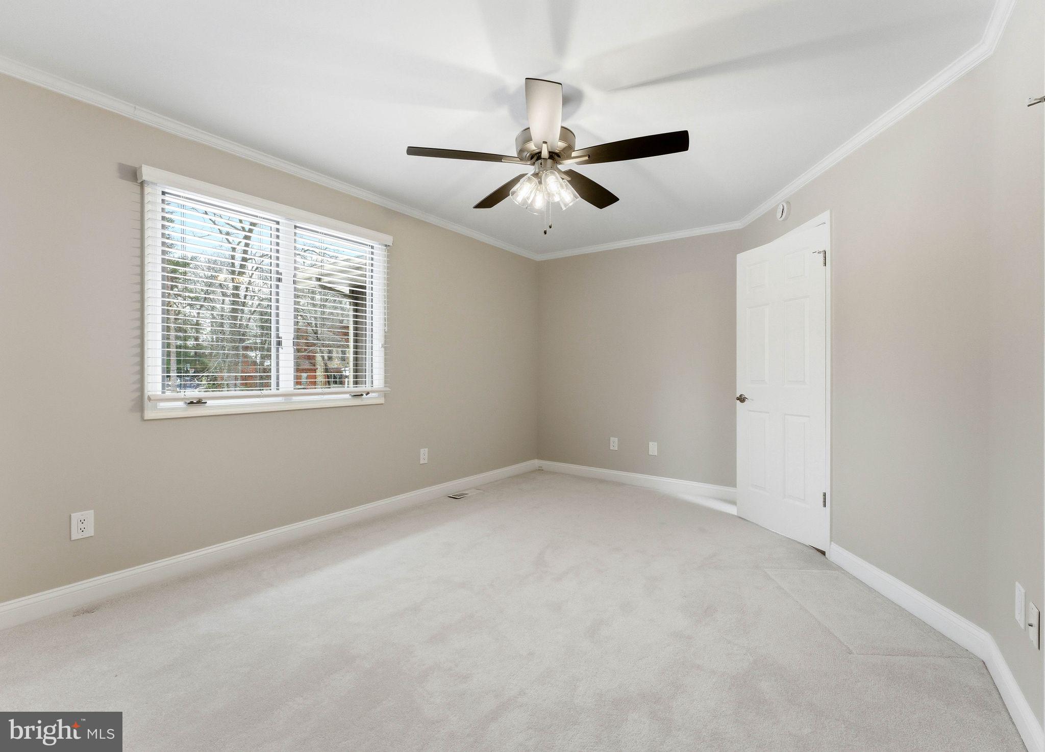 FOX HOLLOW - Residential