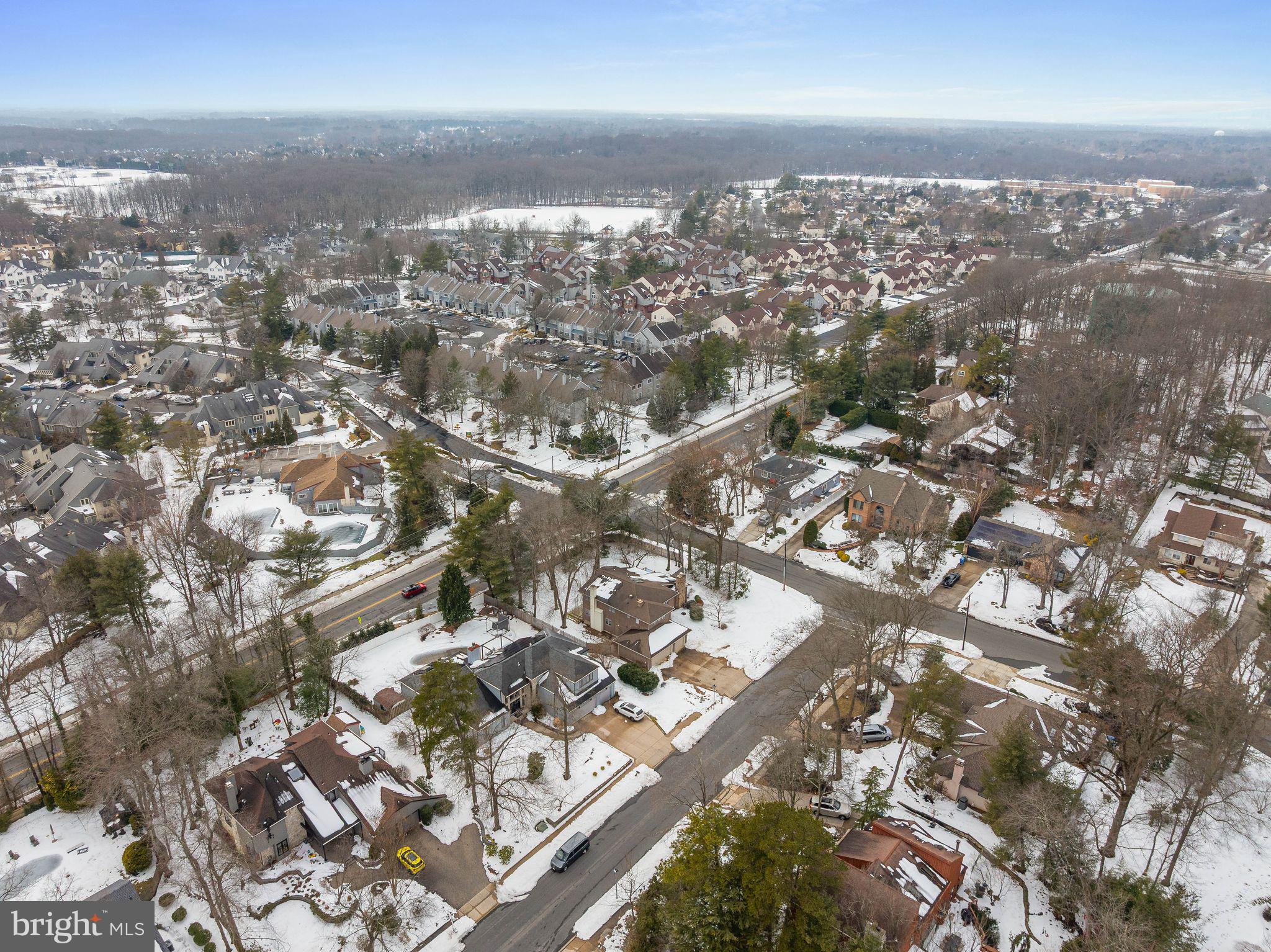 FOX HOLLOW - Residential