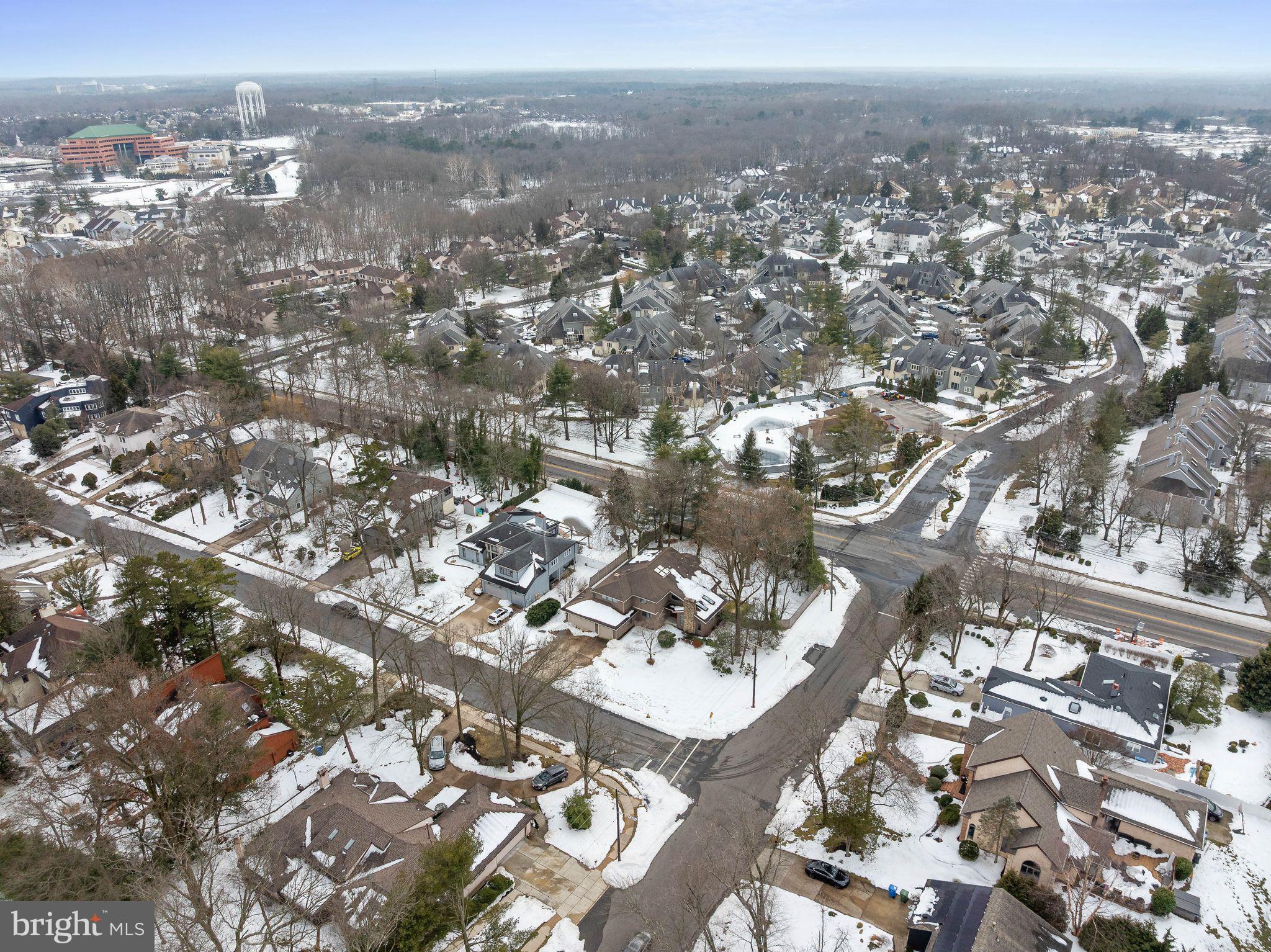 FOX HOLLOW - Residential