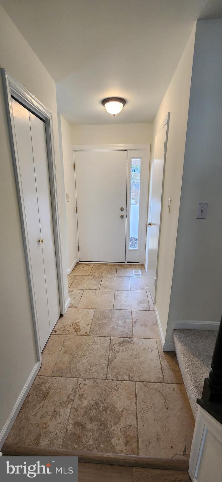 ELYSIAN WOODS - Residential Lease