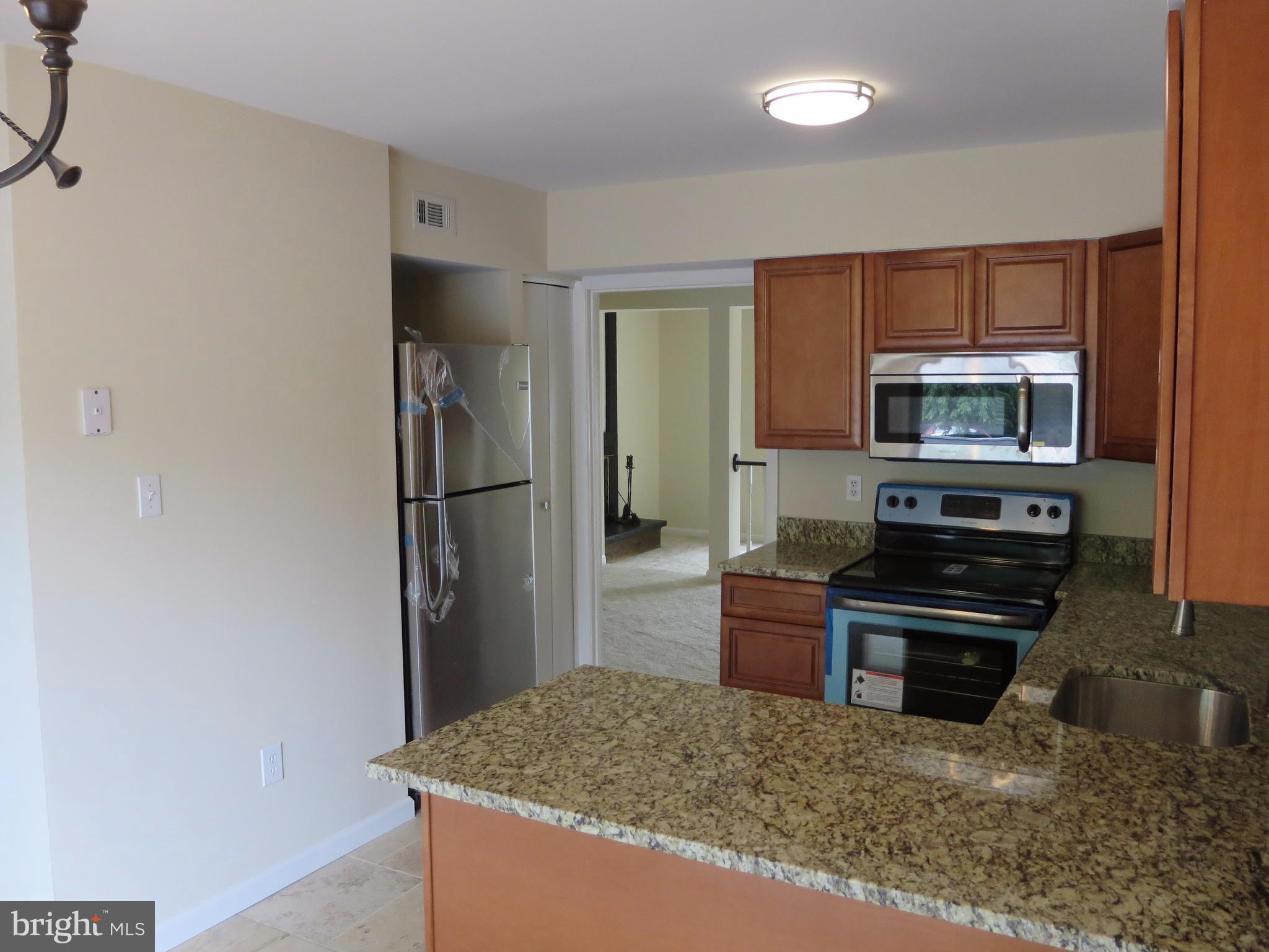 ELYSIAN WOODS - Residential Lease