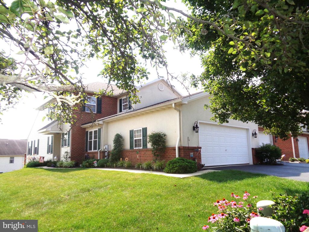 Photo of 112 Sutherland Road, LANCASTER, PA 17603 (MLS # PALA2080790)
