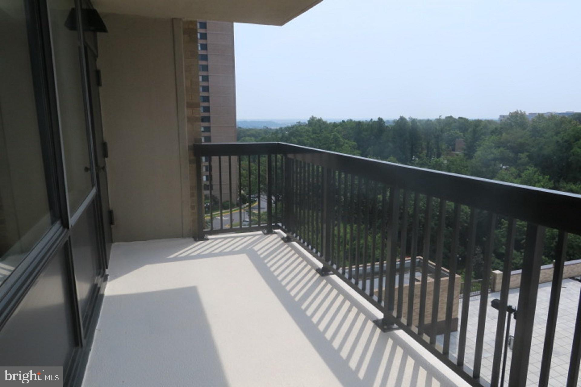 SKYLINE HOUSE - Residential Lease