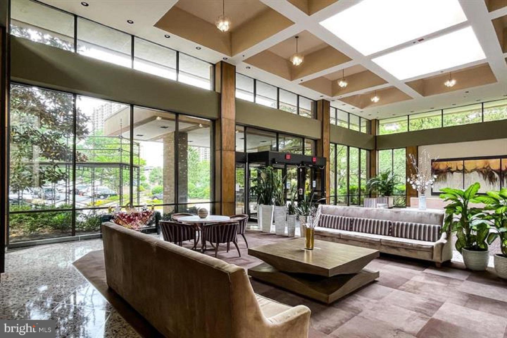 SKYLINE HOUSE - Residential Lease